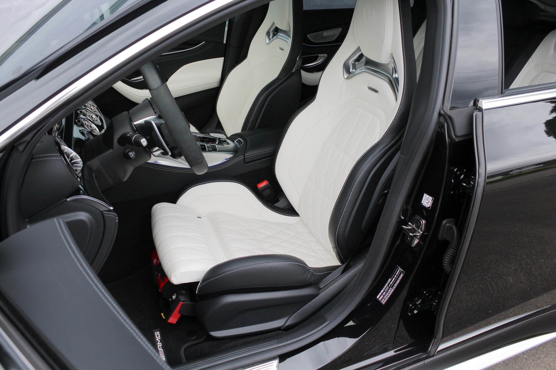 MERCEDES-BENZ AMG GT 4 63 S 4Matic+ Speedshift MCT-image-6