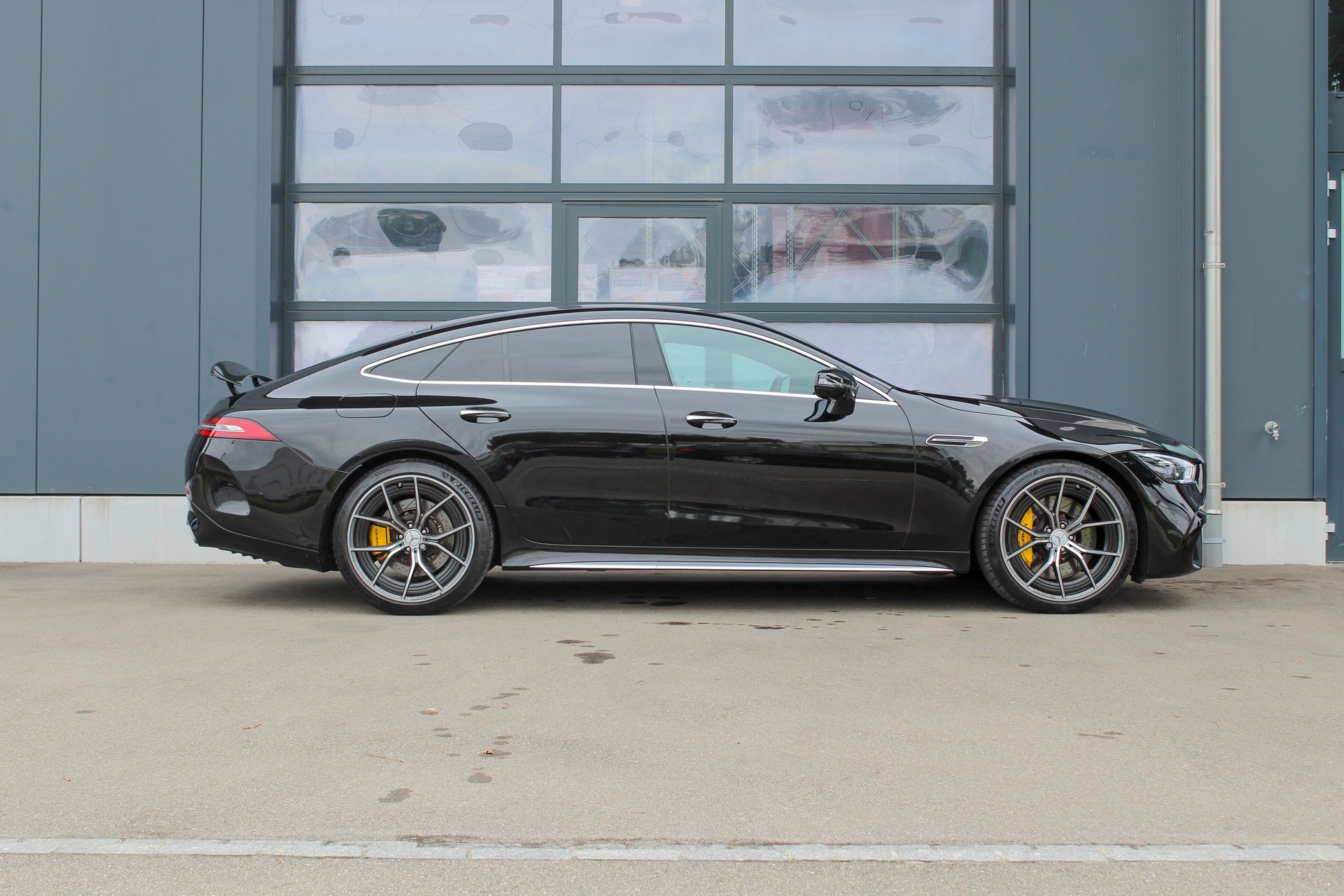 MERCEDES-BENZ AMG GT 4 63 S 4Matic+ Speedshift MCT-image-4