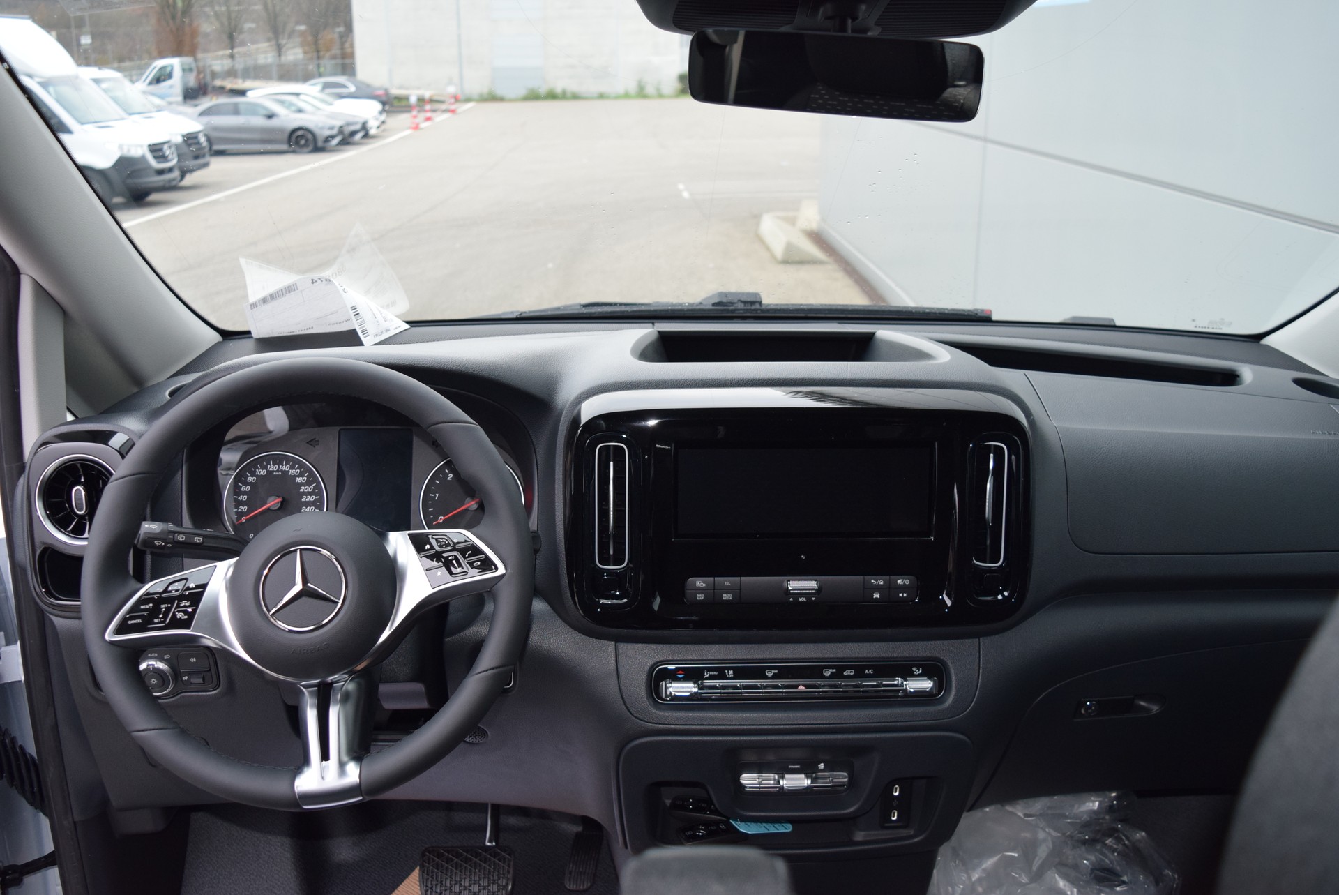 MERCEDES-BENZ Vito 116 CDI Lang Select 9G-Tronic 4M-image-5