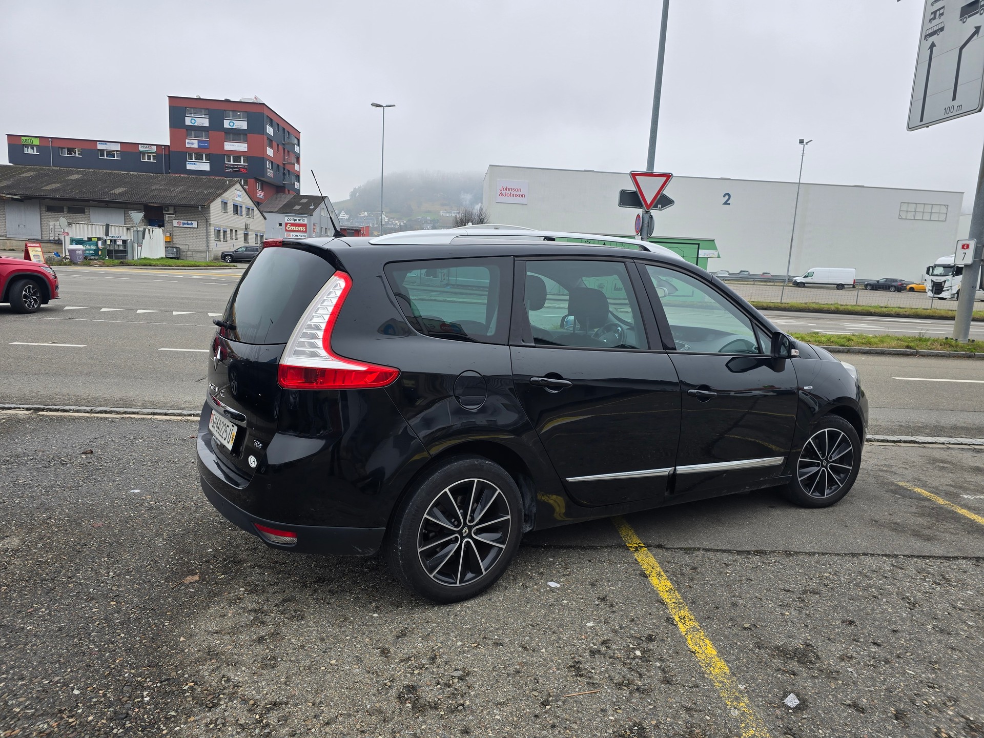 RENAULT Grand Scénic 1.2 16V Turbo Bose-image-1
