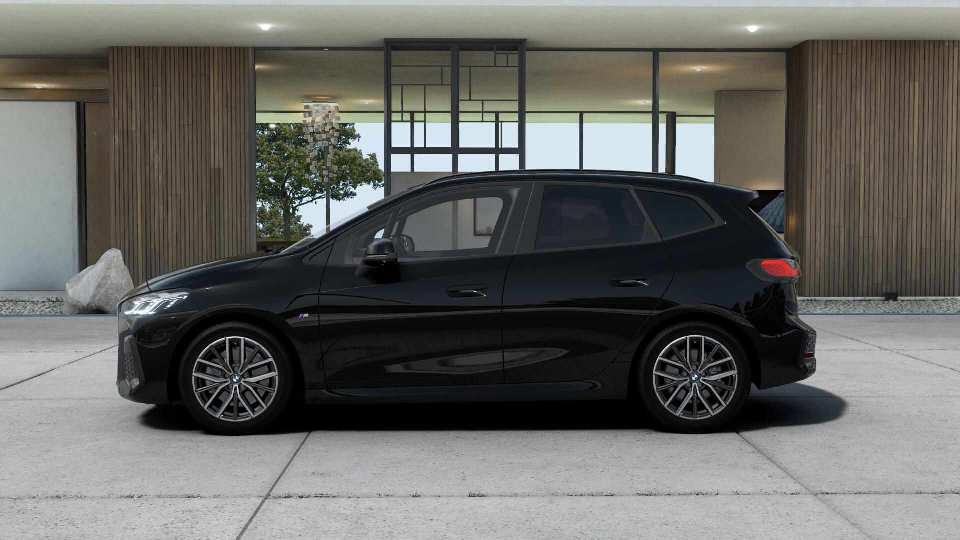 BMW 223d xDrive SDKG Active Tourer-image-1