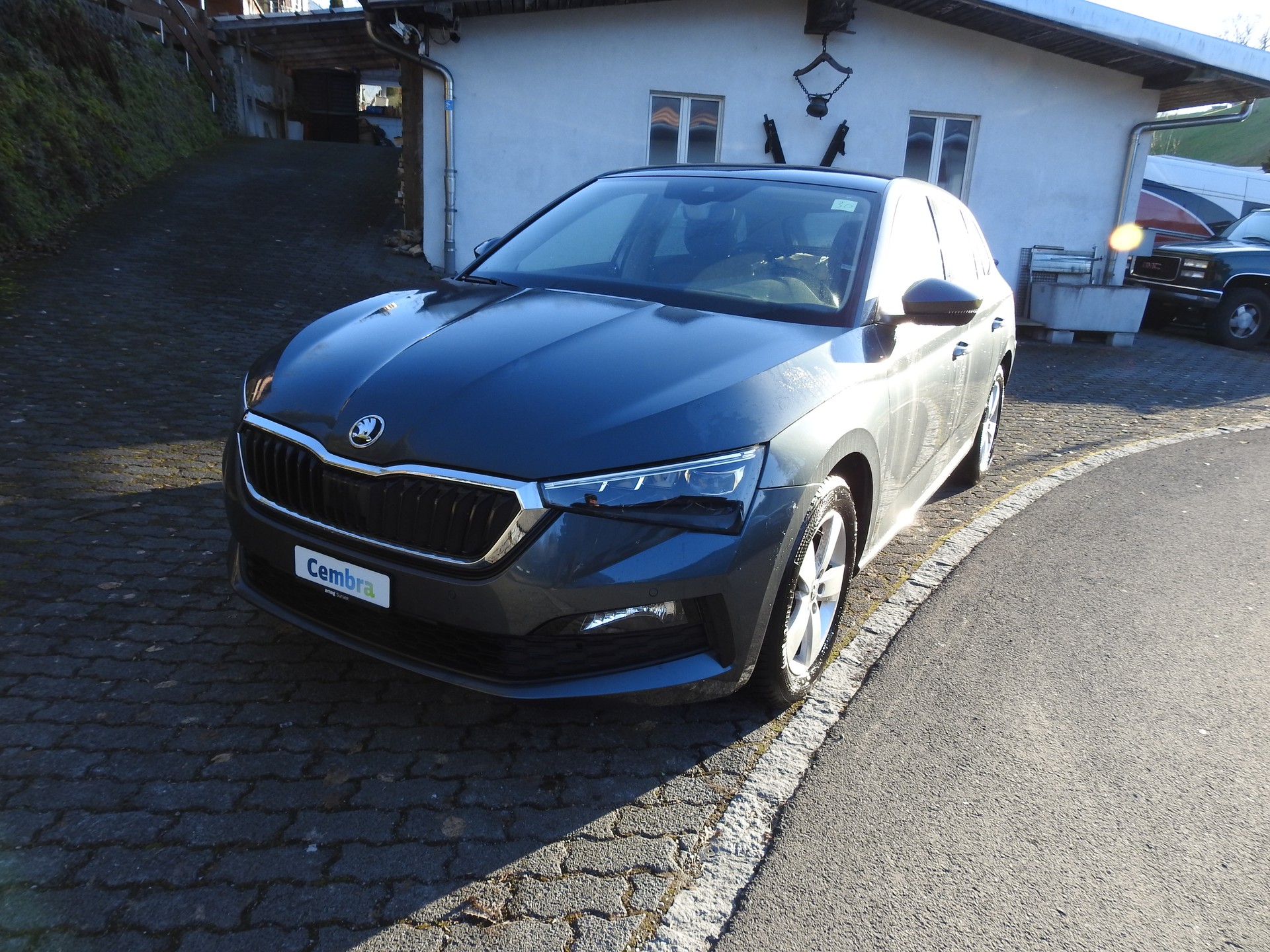SKODA Scala 1.0 TSI Ambition-image-0