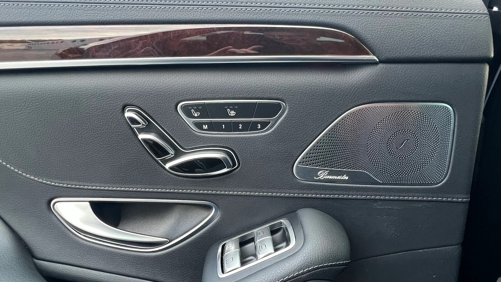 MERCEDES-BENZ S 400 D L 4MATIC 9G-TRONIC l 340 PS-image-24