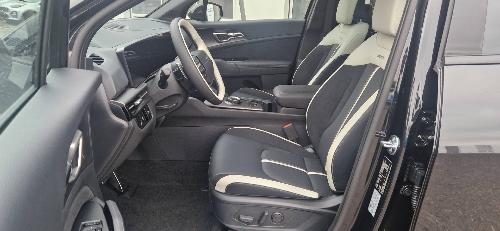 KIA Sportage 1.6 T-GDi GT-Line *MY2026*-image-3