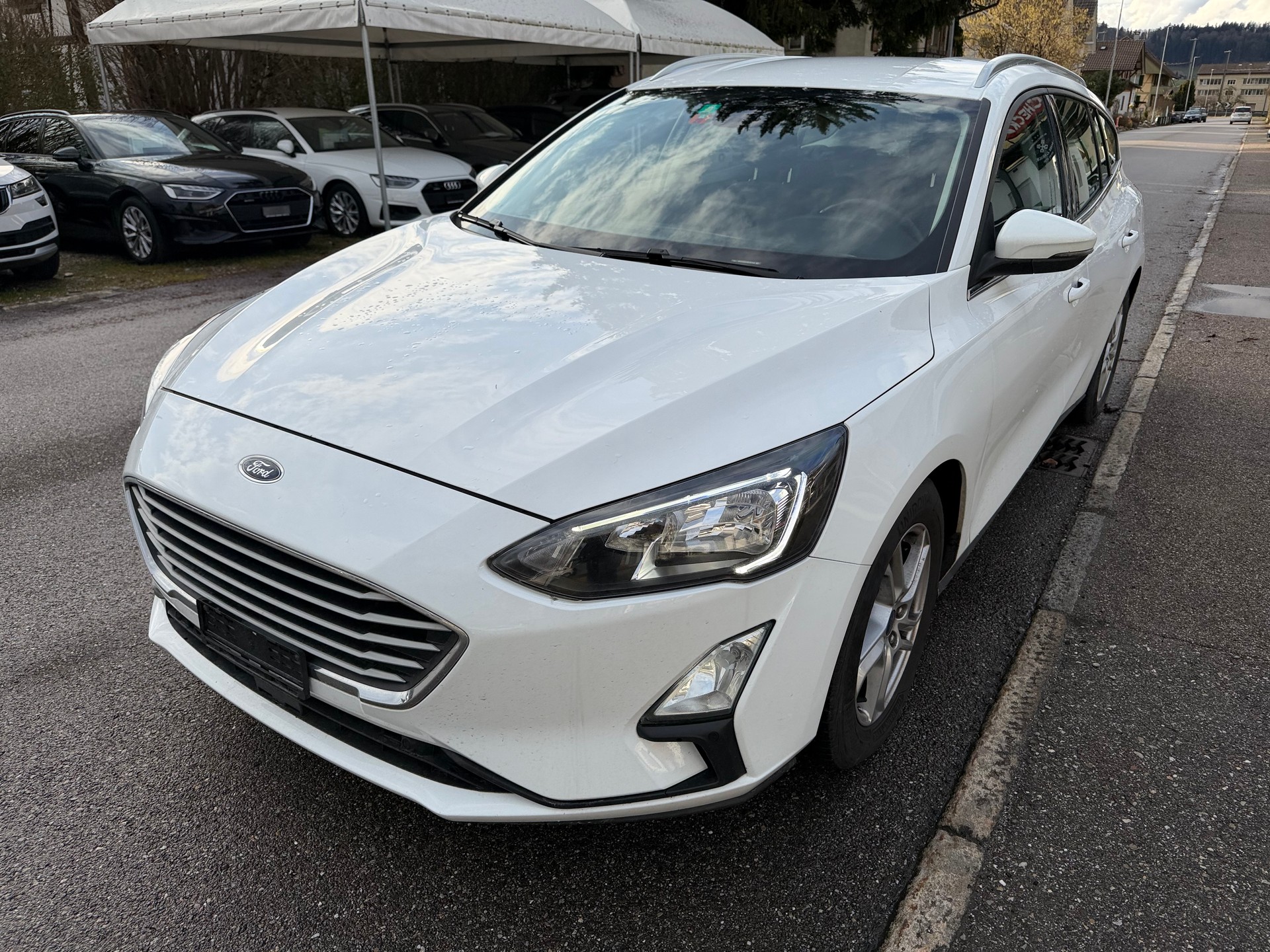 FORD Focus 1.5 TDCi Trend Automatic-image-2