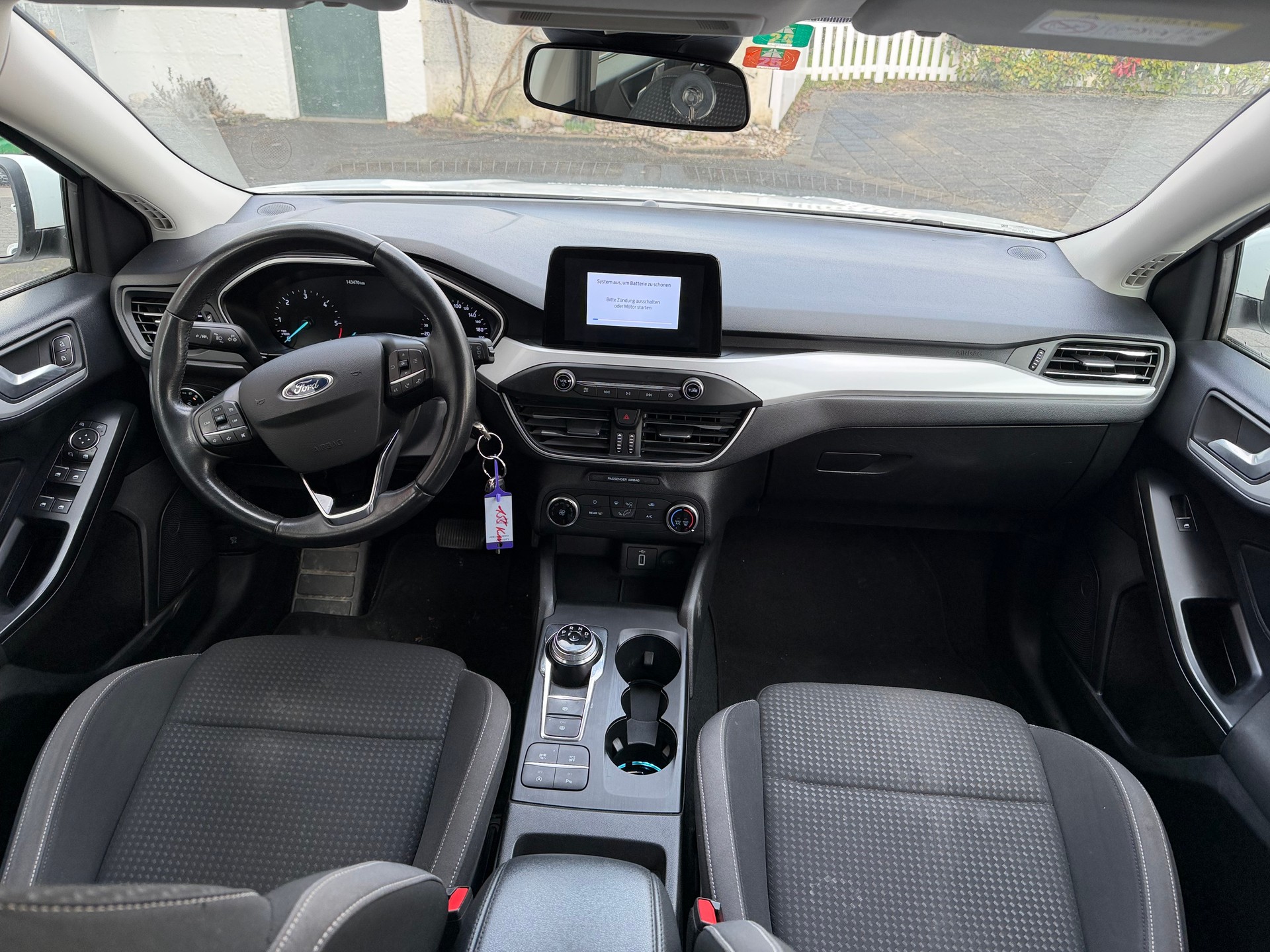 FORD Focus 1.5 TDCi Trend Automatic-image-7
