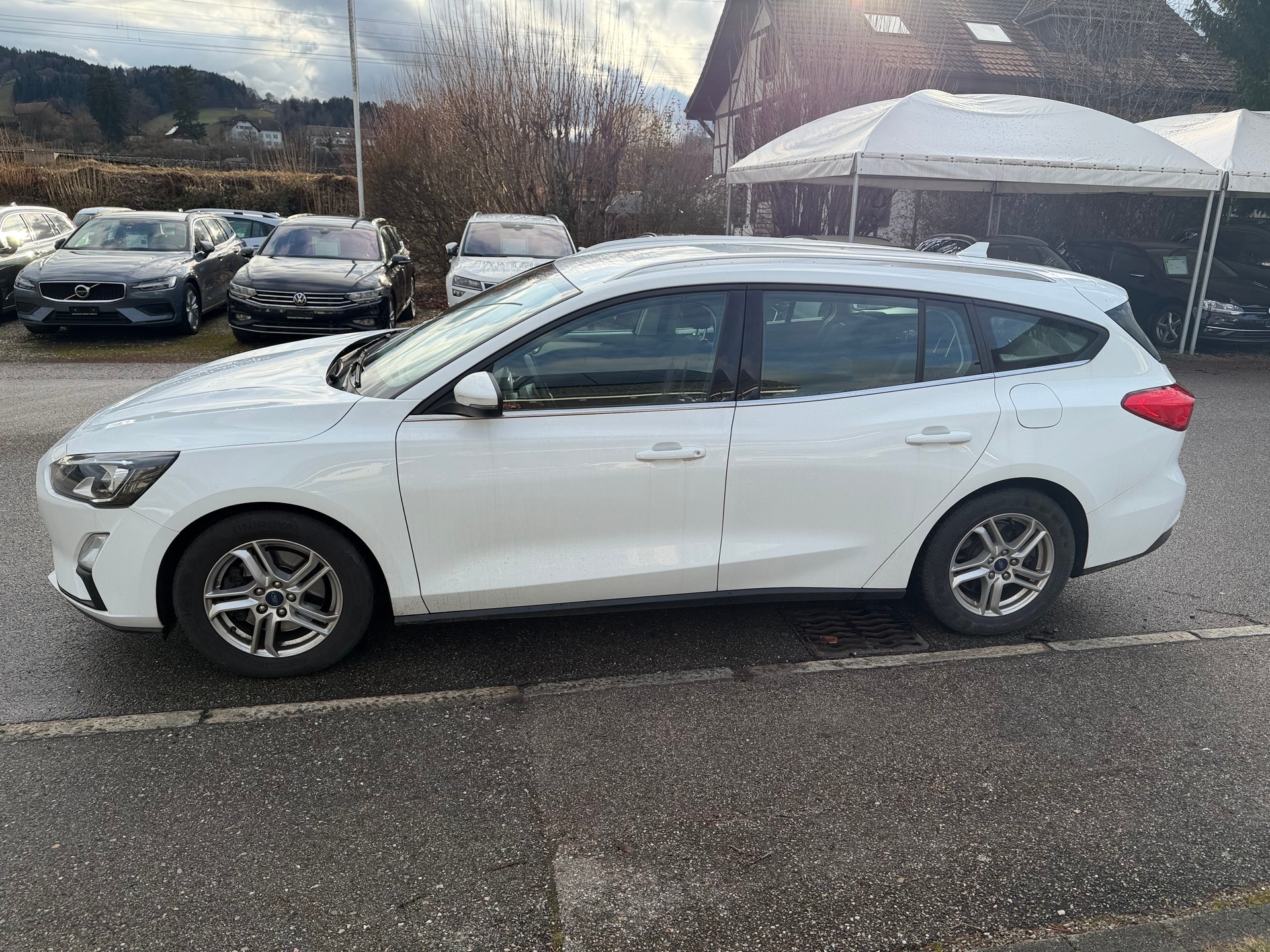 FORD Focus 1.5 TDCi Trend Automatic-image-3