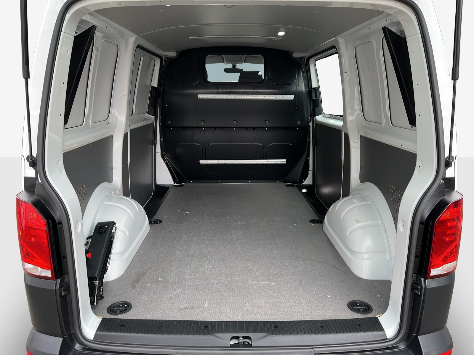 VW T6.1 2.0 TDI 4Motion-image-12