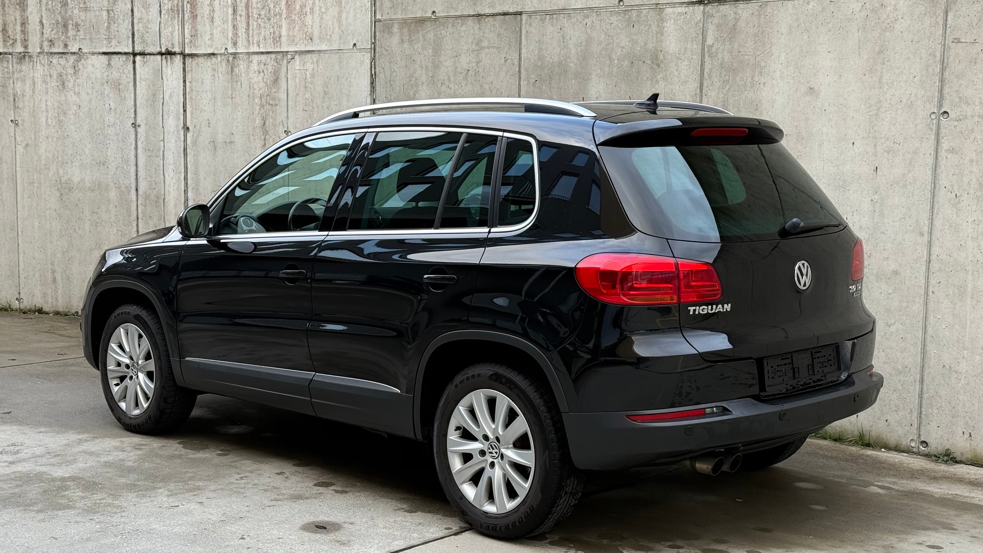 VW Tiguan 2.0 TDI BMT Cup 4Motion DSG-image-2