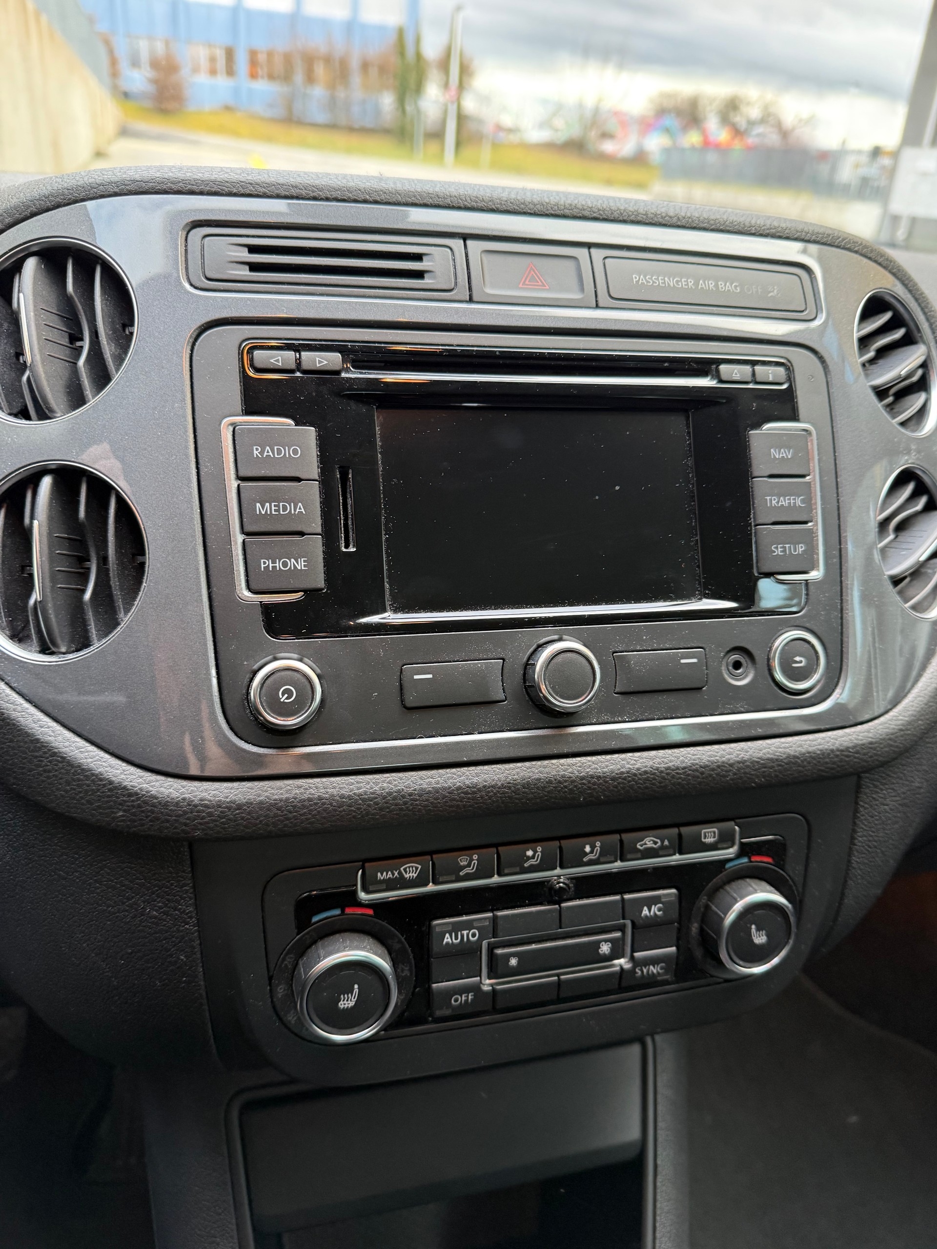 VW Tiguan 2.0 TDI BMT Cup 4Motion DSG-image-10