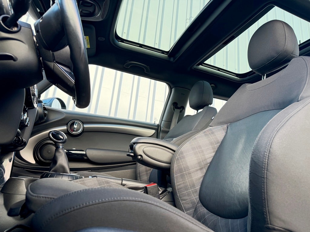 MINI Cooper S Trafalgar Steptronic-image-9
