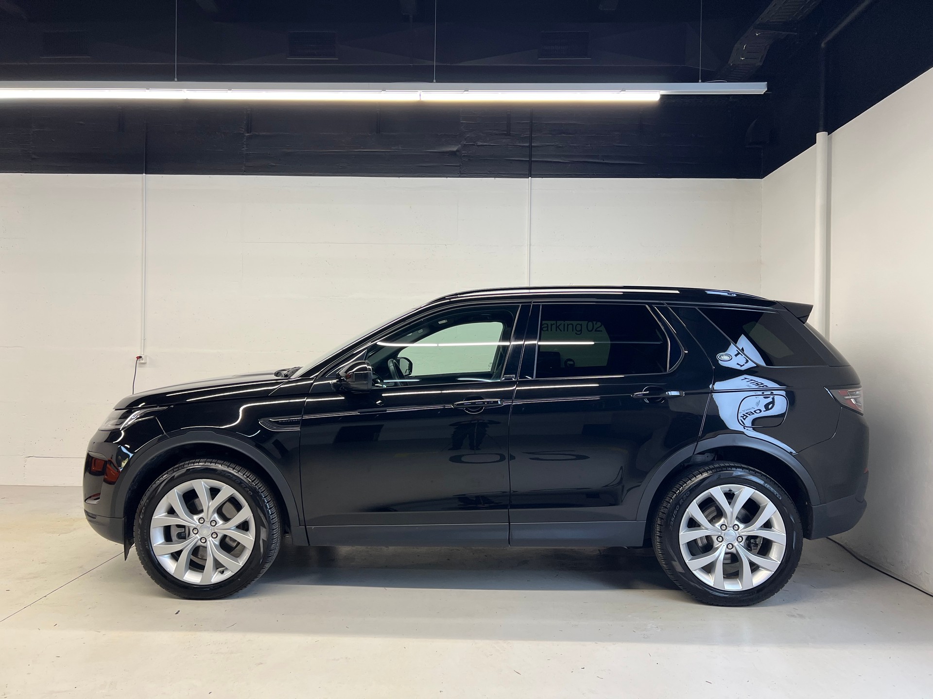 LAND ROVER Discovery Sport 1.5 T 300e SE-image-7