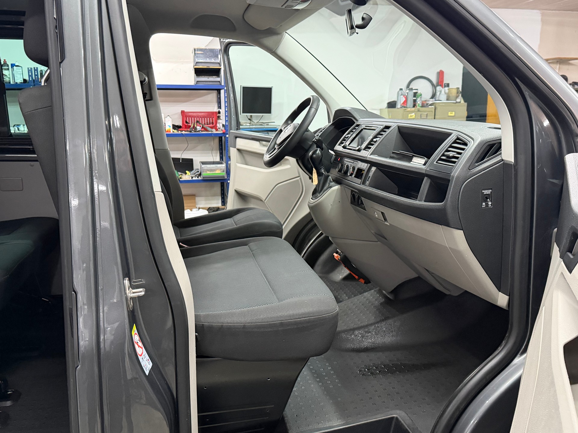 VW T6 2.0 Bi-TDI 4Motion DSG EXTRALANG-image-9