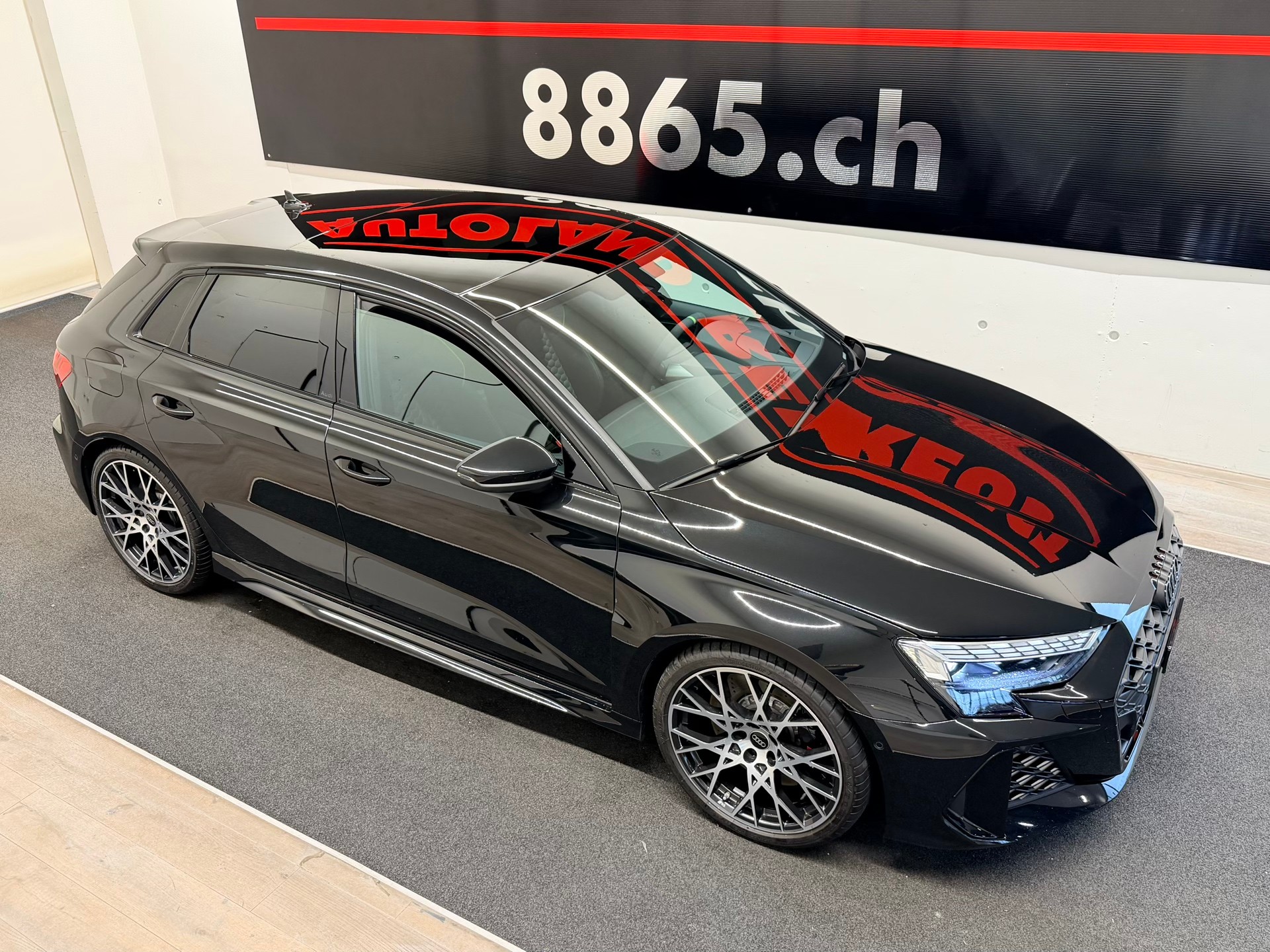 AUDI RS3 Sportback 2.5 TSI quattro S-tronic-image-4
