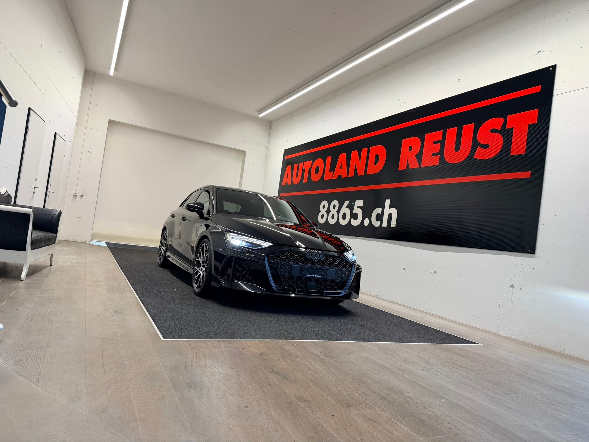 AUDI RS3 Sportback 2.5 TSI quattro S-tronic-image-0