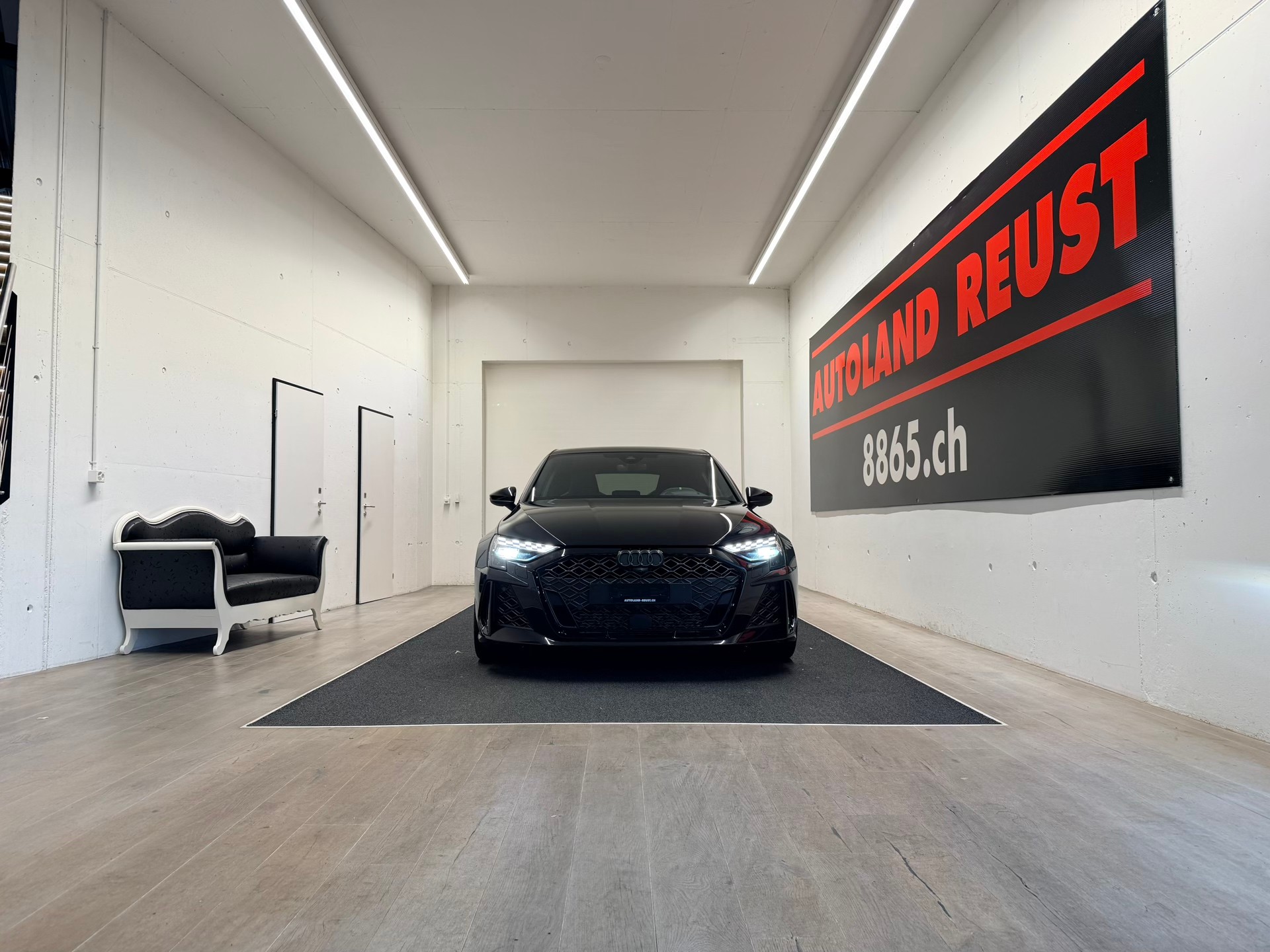 AUDI RS3 Sportback 2.5 TSI quattro S-tronic-image-1