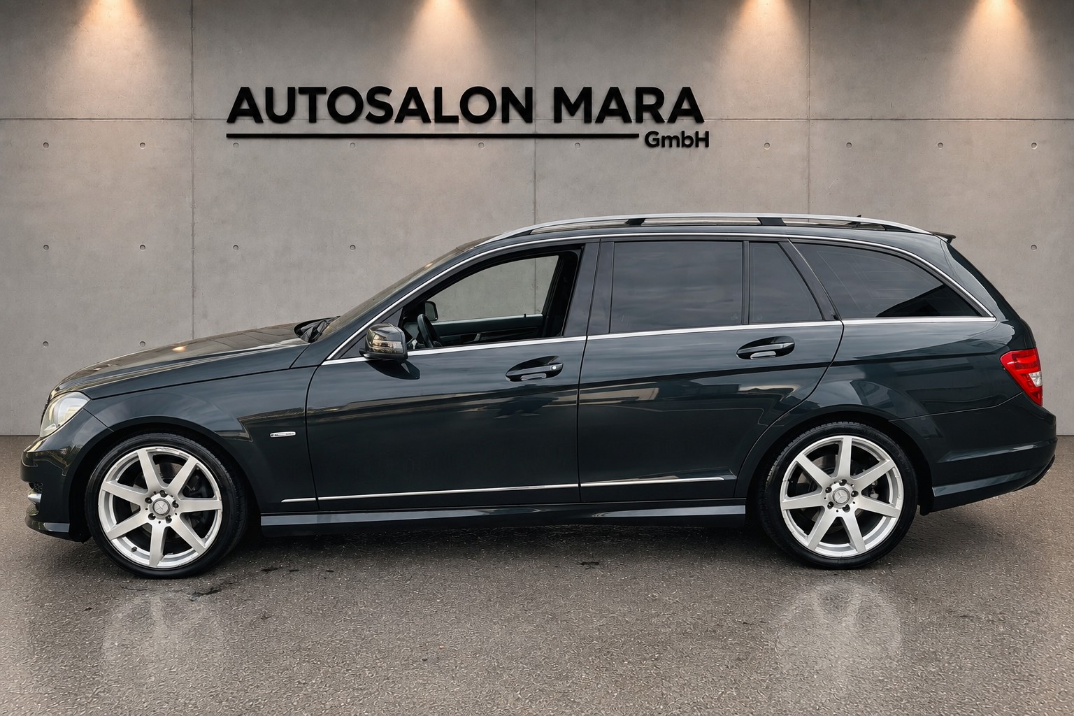 MERCEDES-BENZ C 300 CDI Avantgarde 4Matic 7G-Tronic AMG-Paket-image-1