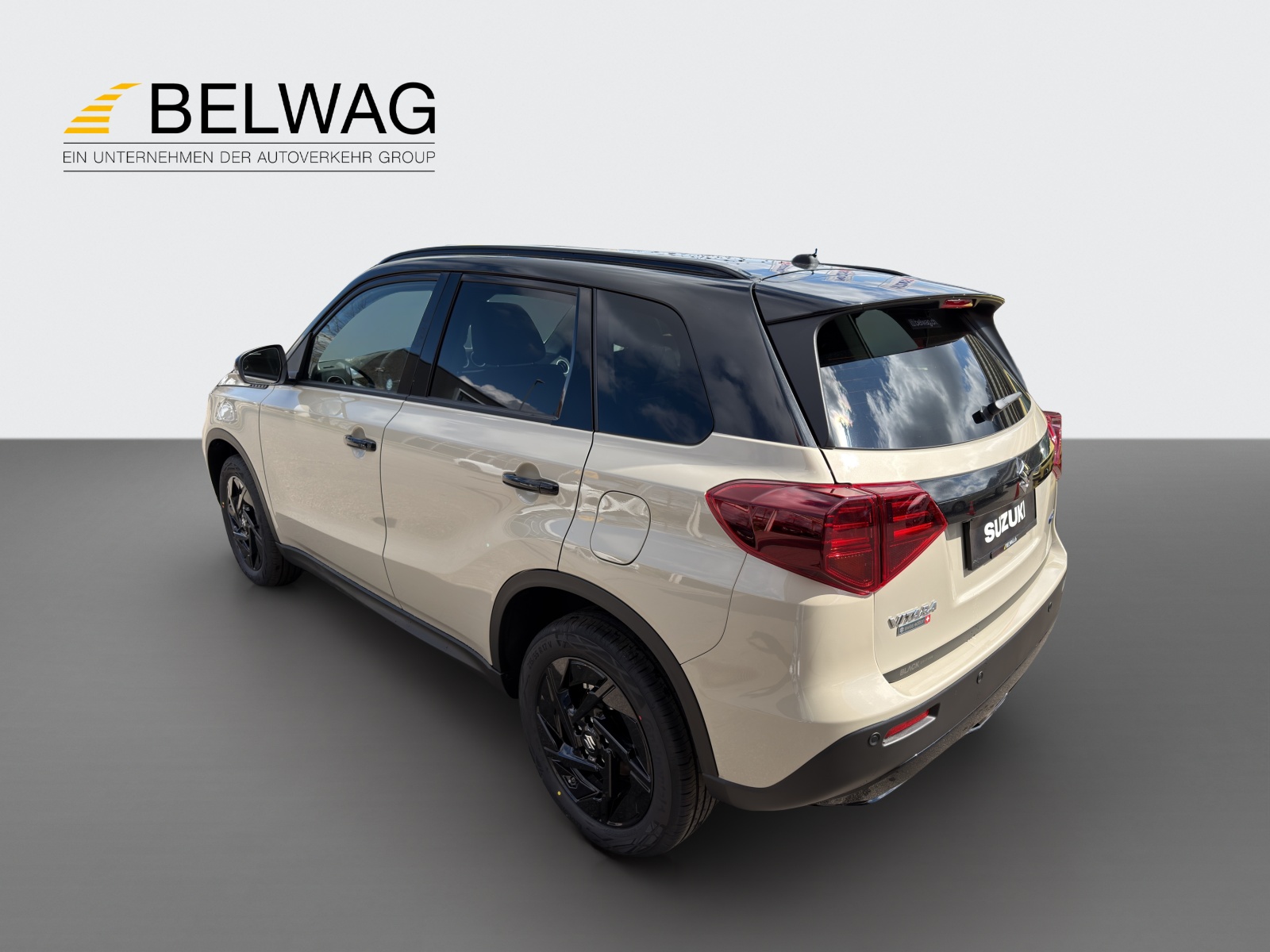 SUZUKI Vitara 1.4T/110 Black Edition Top Hybrid 4x4-image-3