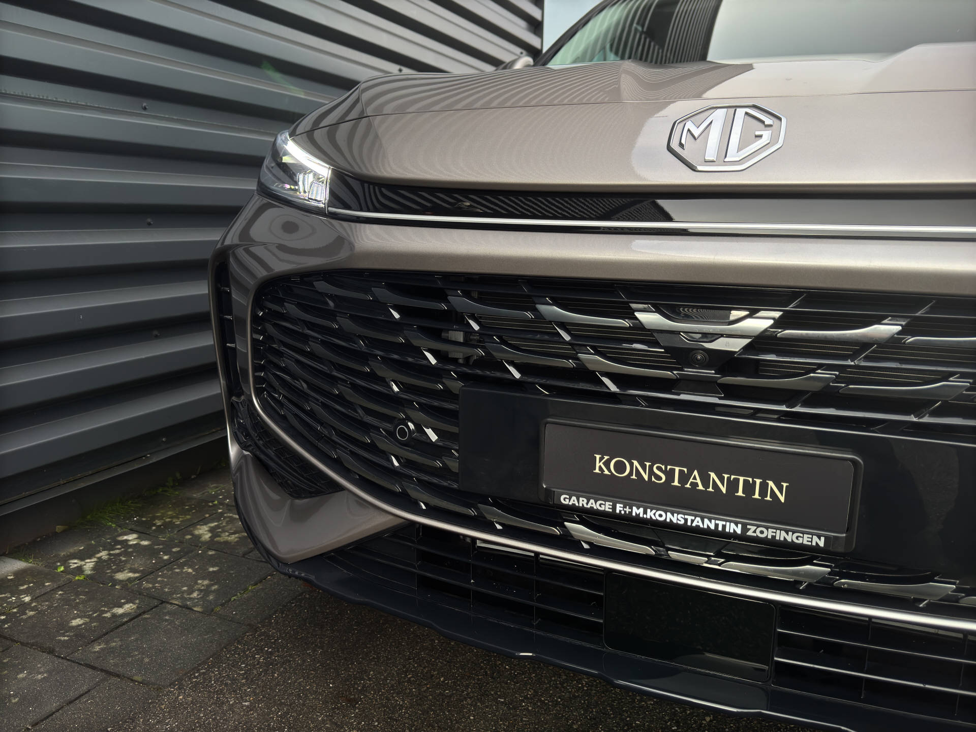 MG HS 1.5 PHEV Luxury-image-6