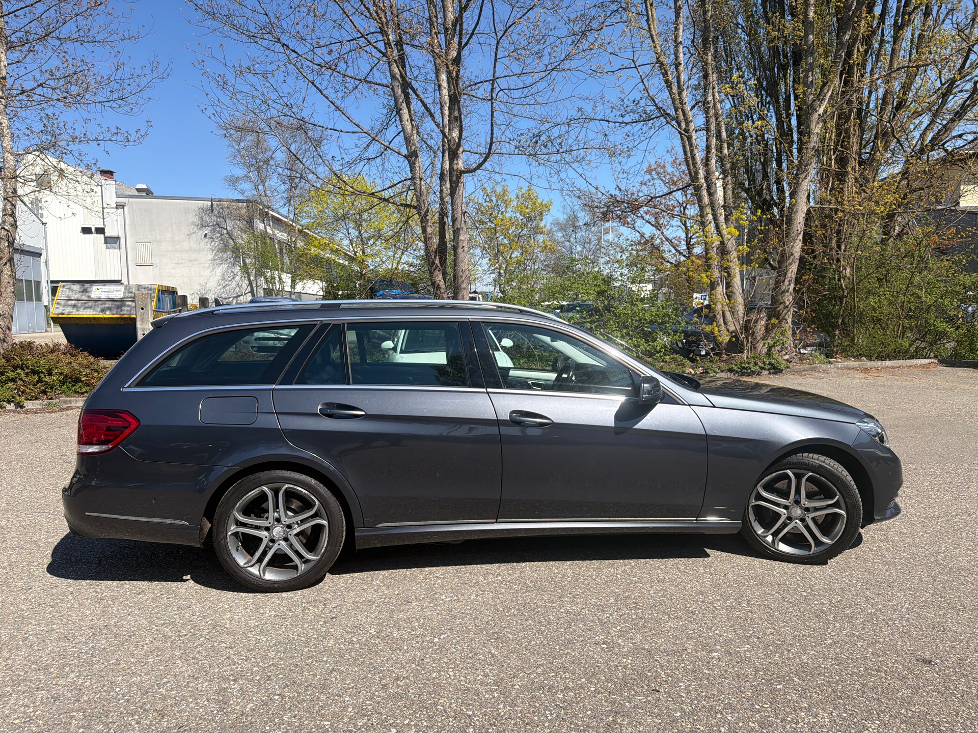 MERCEDES-BENZ E 250 CDI Avantgarde 4Matic 7G-Tronic * Leder * Navi * LED * Klima-Auto * PDC V&H * Tempomat * Ab MFK 09.2025-image-10