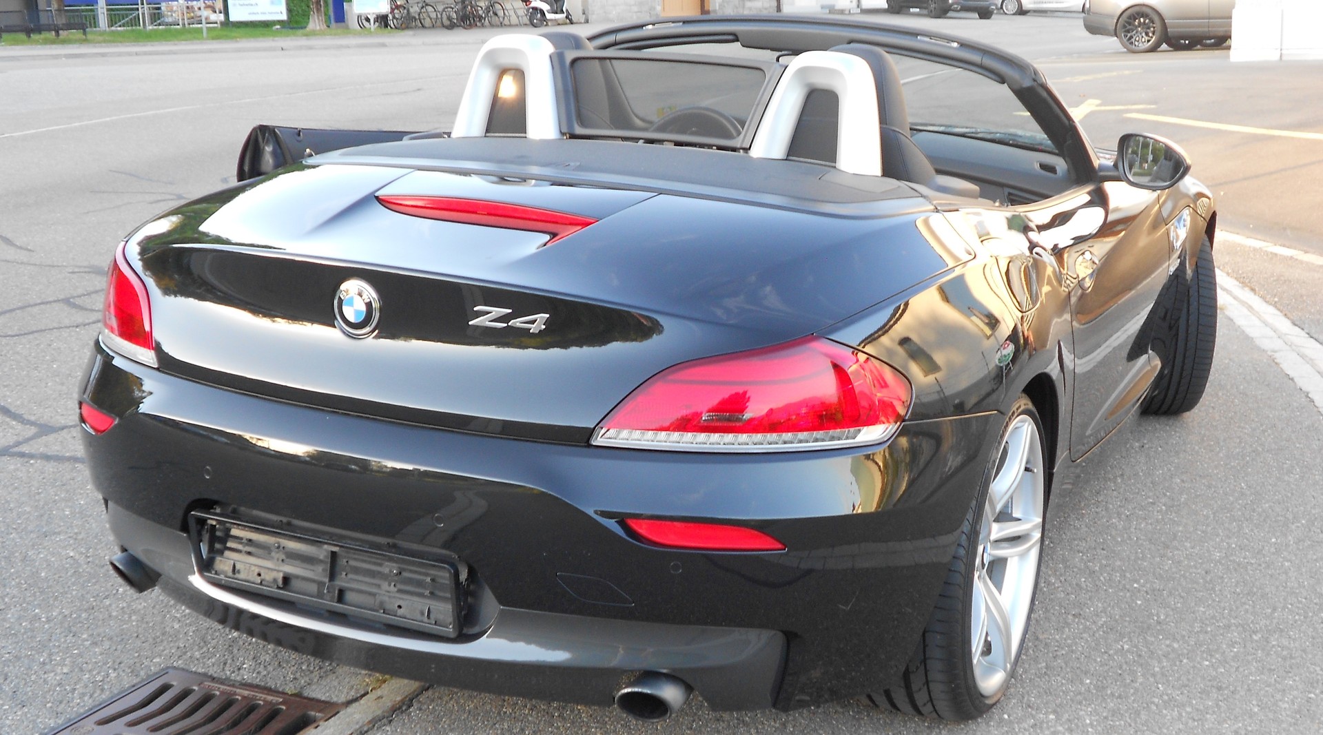 BMW Z4 sDrive35i DKG-image-4