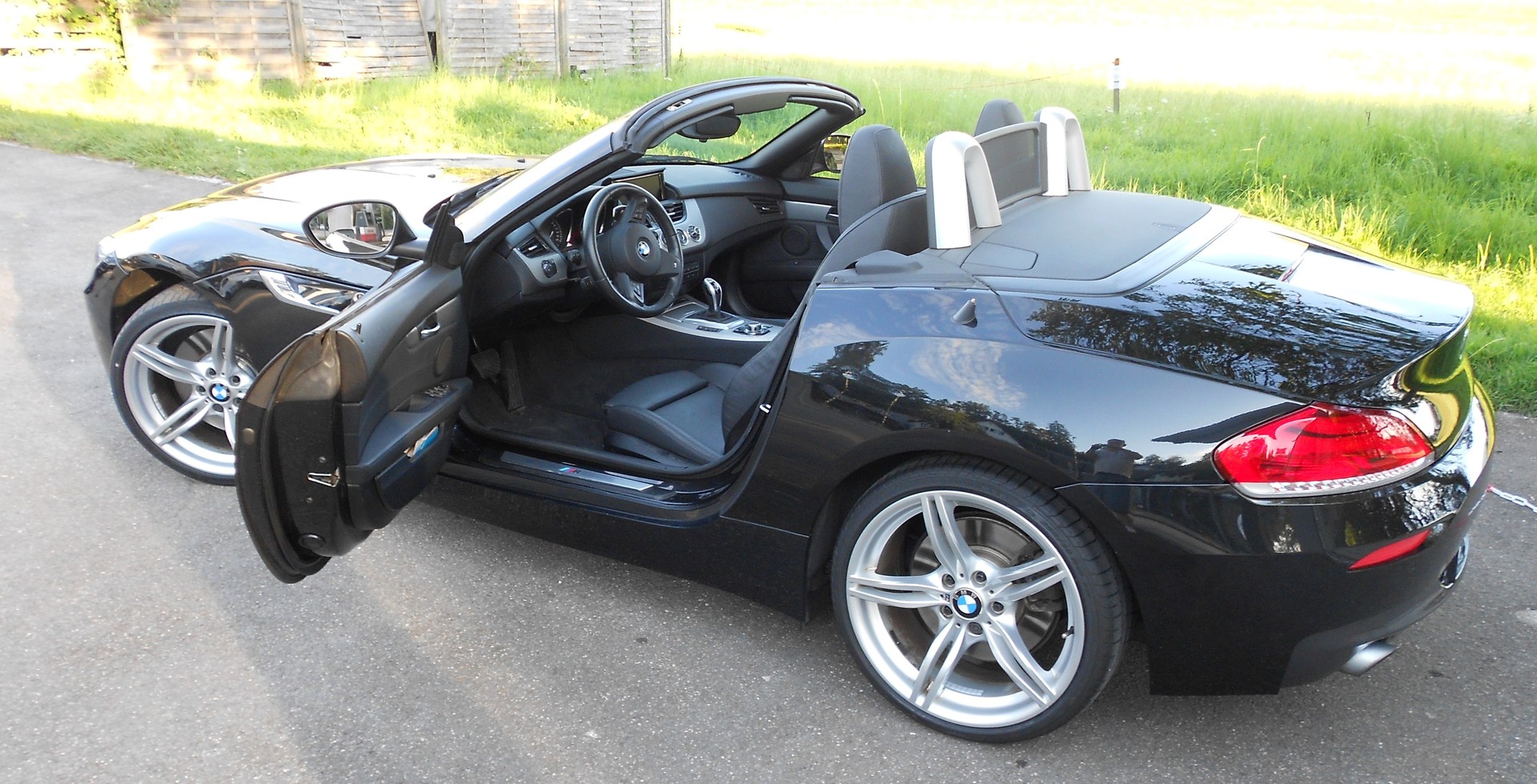 BMW Z4 sDrive35i DKG-image-1