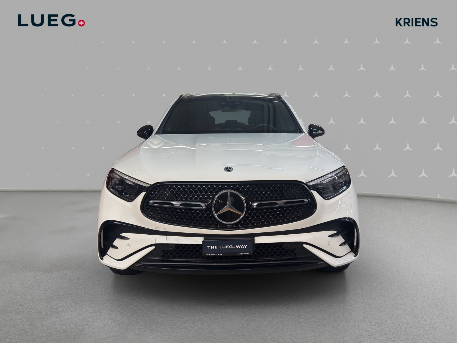 MERCEDES-BENZ GLC 200 4M - AMG / DISTRONIC / 360 Grad Kamera / Soundsystem-image-5