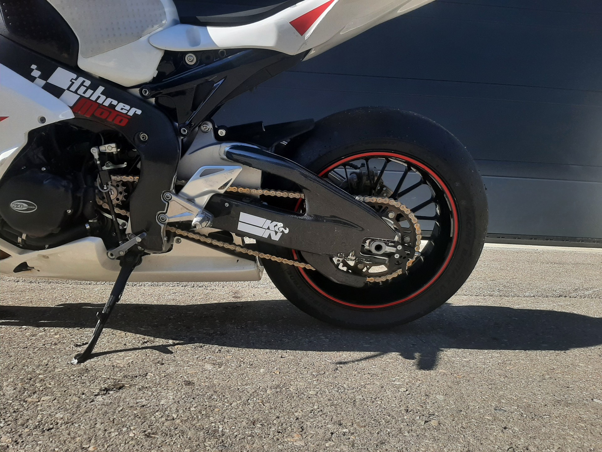 HONDA CBR 1000 RR Fireblade-image-9