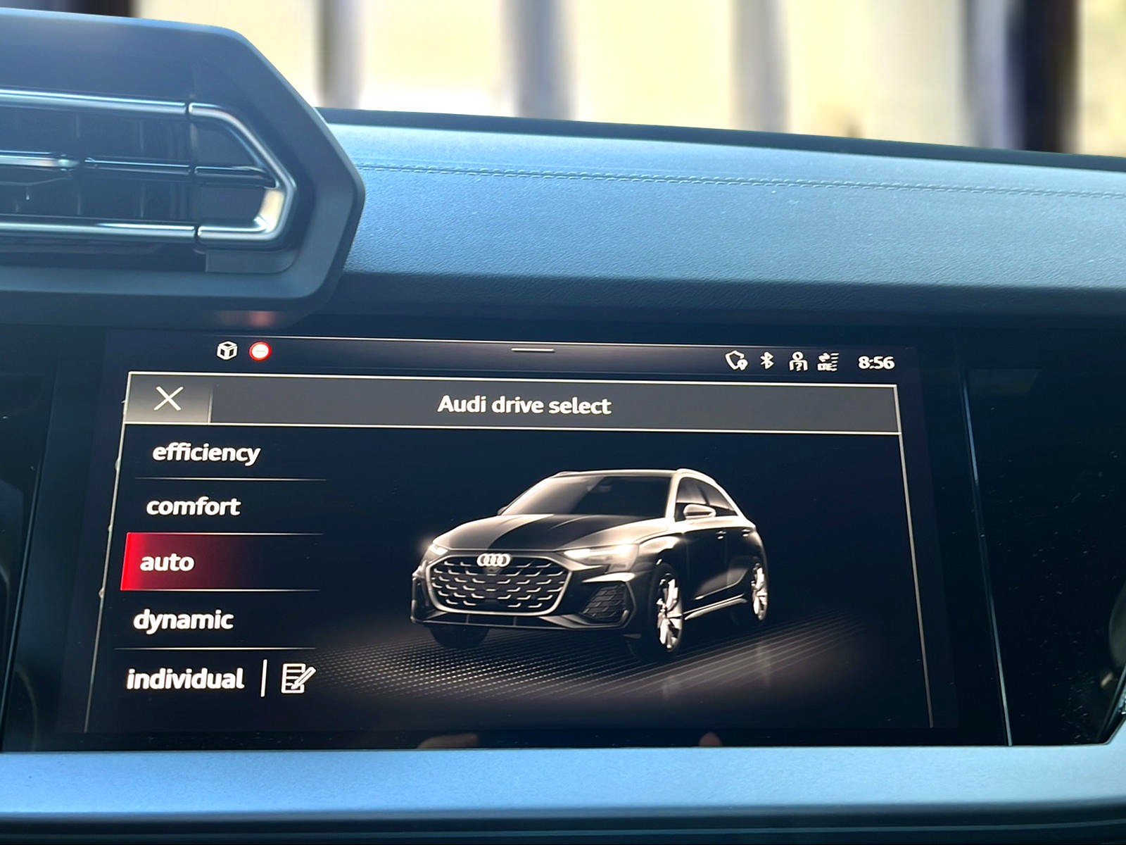 AUDI A3 Sportback TFSI 110 kW S line Attraction S tronic Daytongrau Perleffekt-image-16