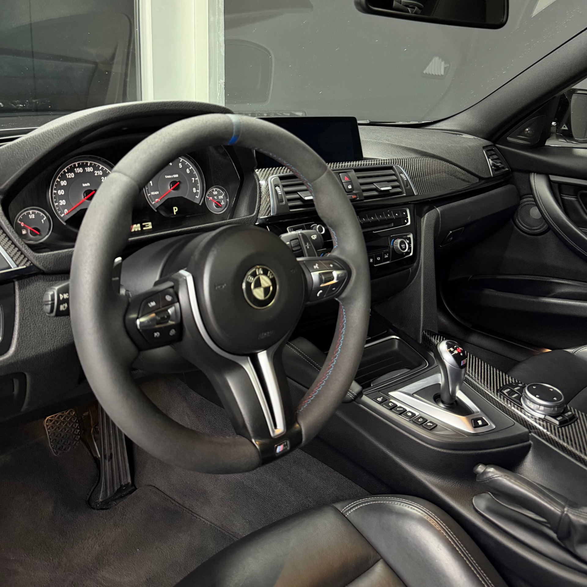 BMW M3 Drivelogic-image-9