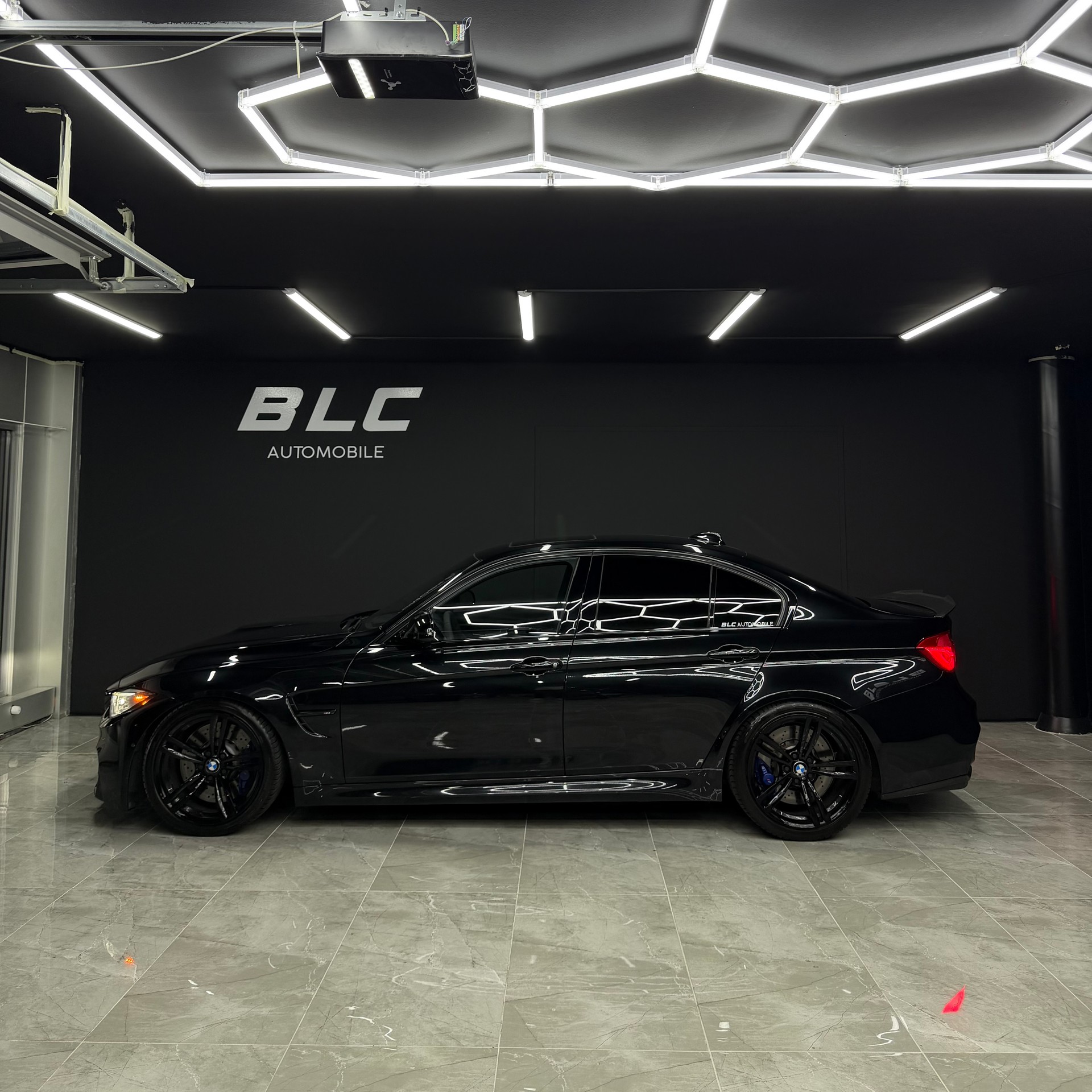 BMW M3 Drivelogic-image-2