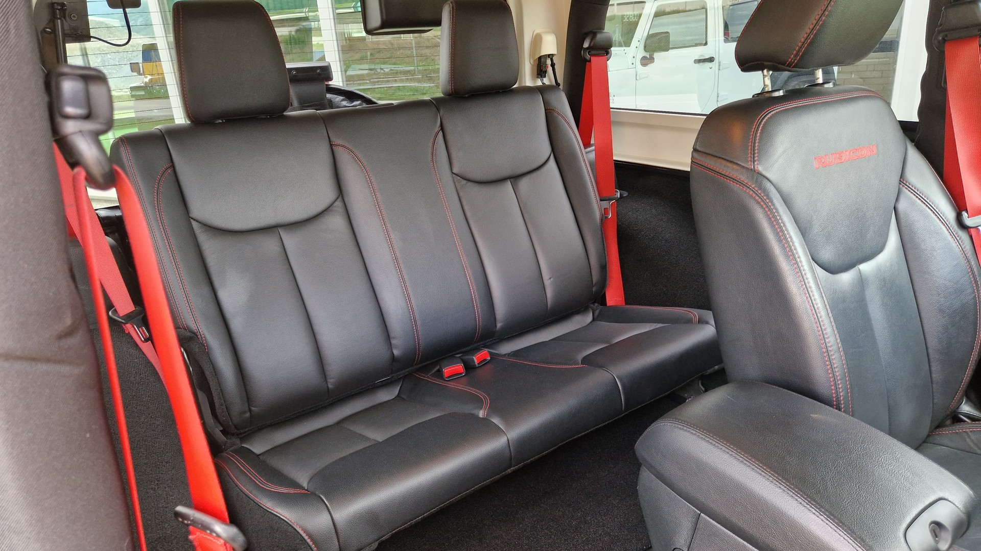 JEEP Wrangler 2.8 CRD Rubicon Recon Automatic hardtop-image-14