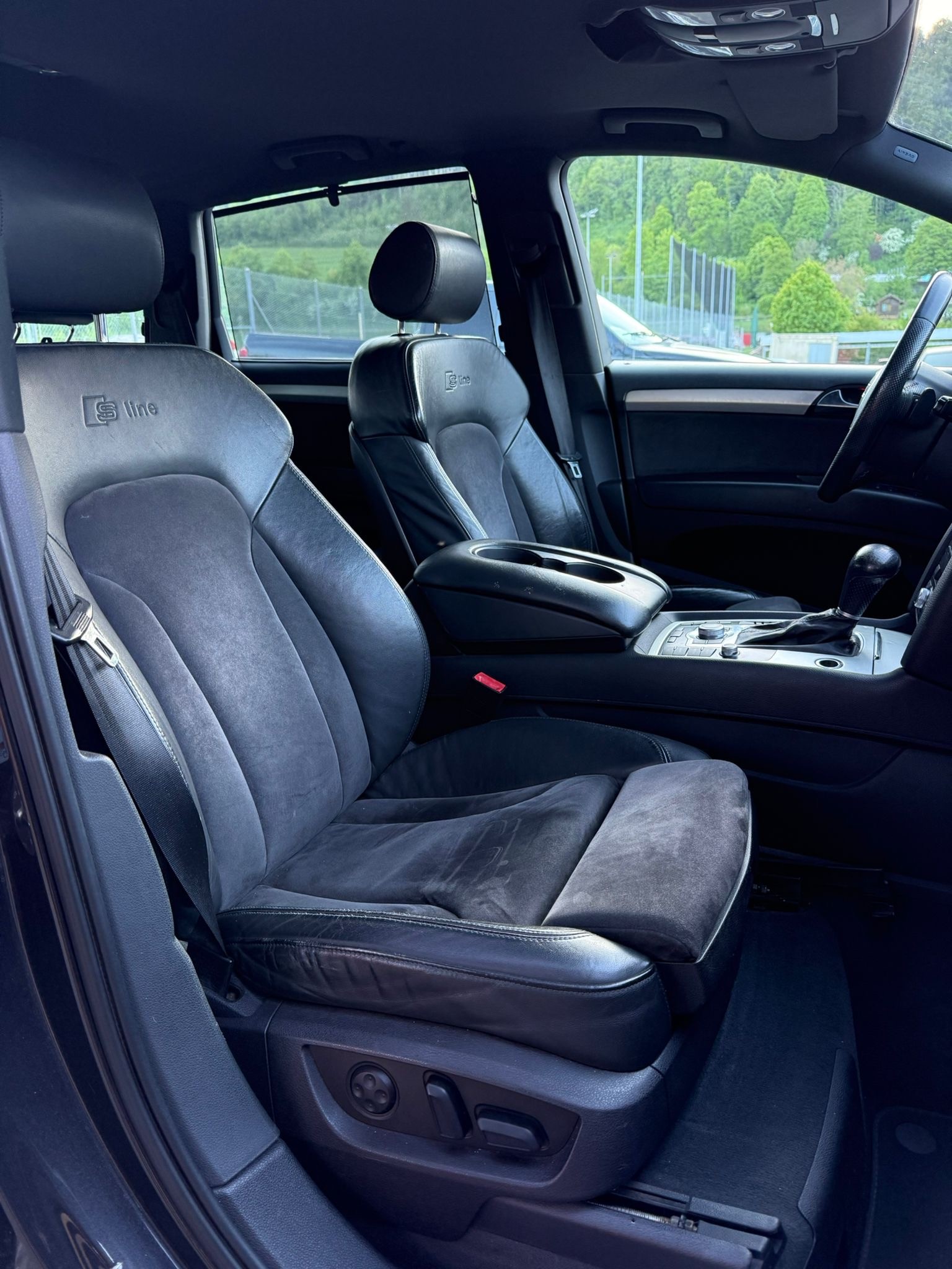AUDI Q7 4.2 TDI quattro tiptronic-image-8