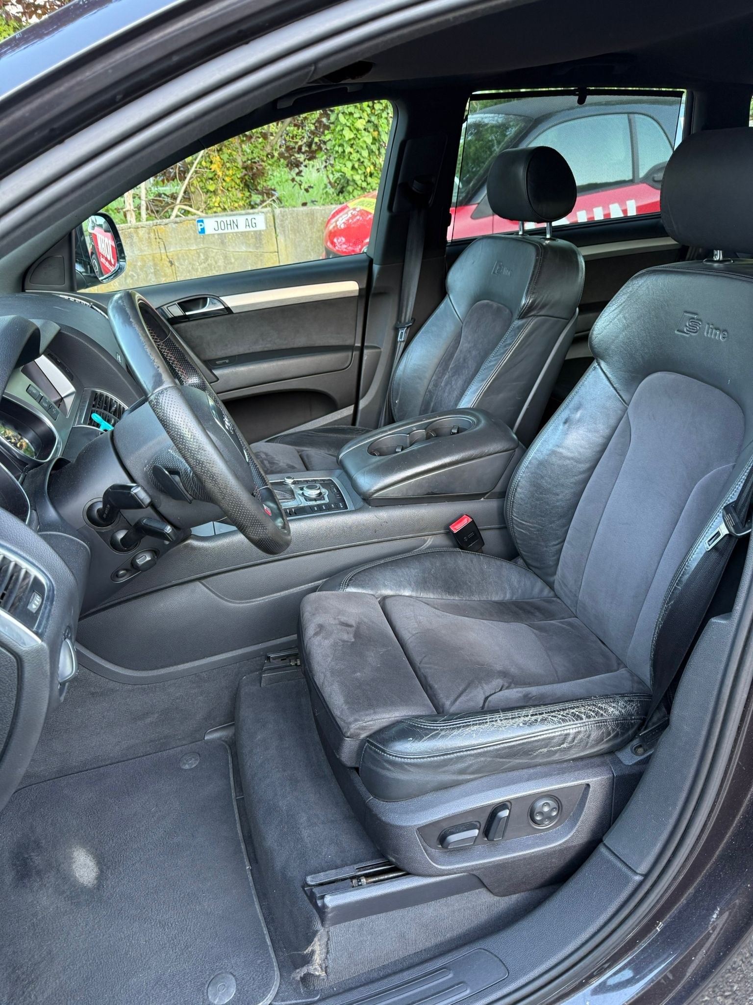 AUDI Q7 4.2 TDI quattro tiptronic-image-7