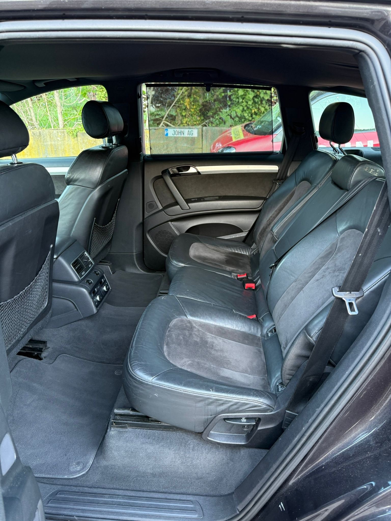 AUDI Q7 4.2 TDI quattro tiptronic-image-10
