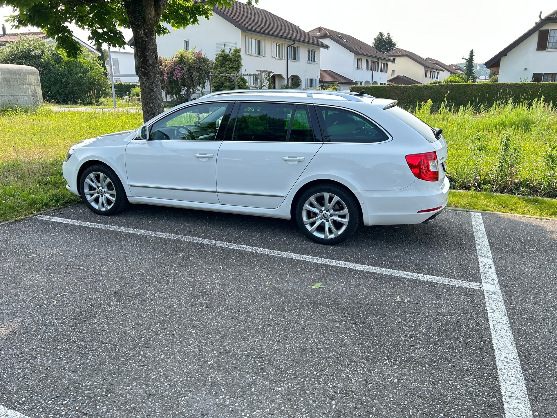 SKODA 2.0 TDI 170 Ambi. 4x4 DSG S/S-image-0