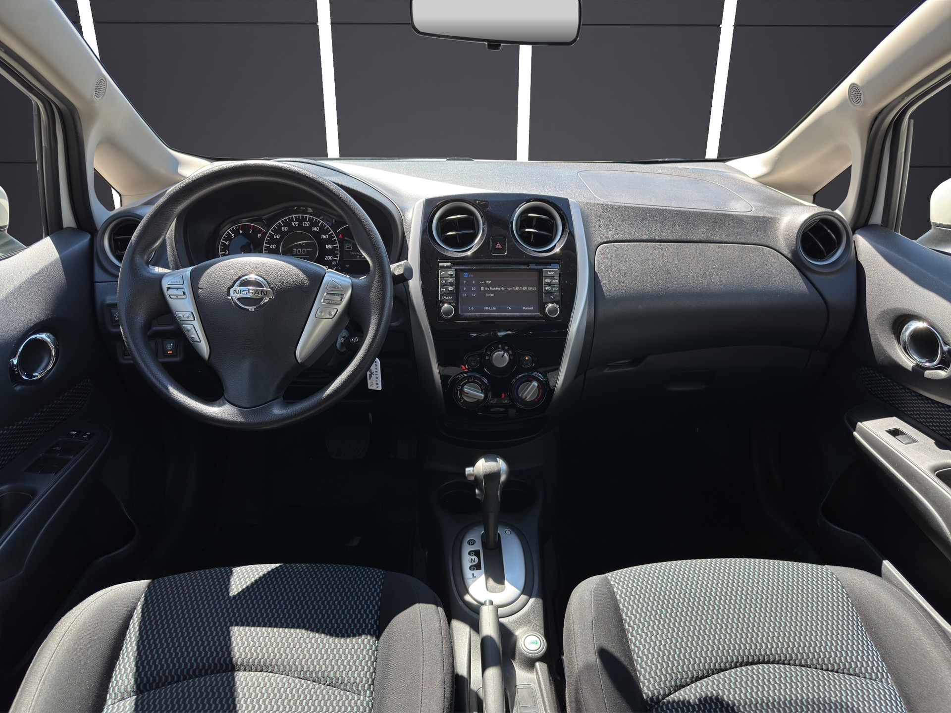 NISSAN Note 1.2 DIG-S tekna CVT-image-27
