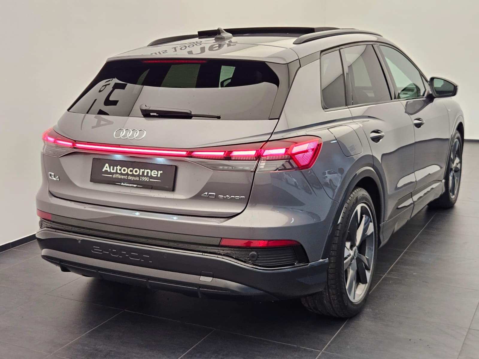 AUDI Q4 e-tron 40-image-6