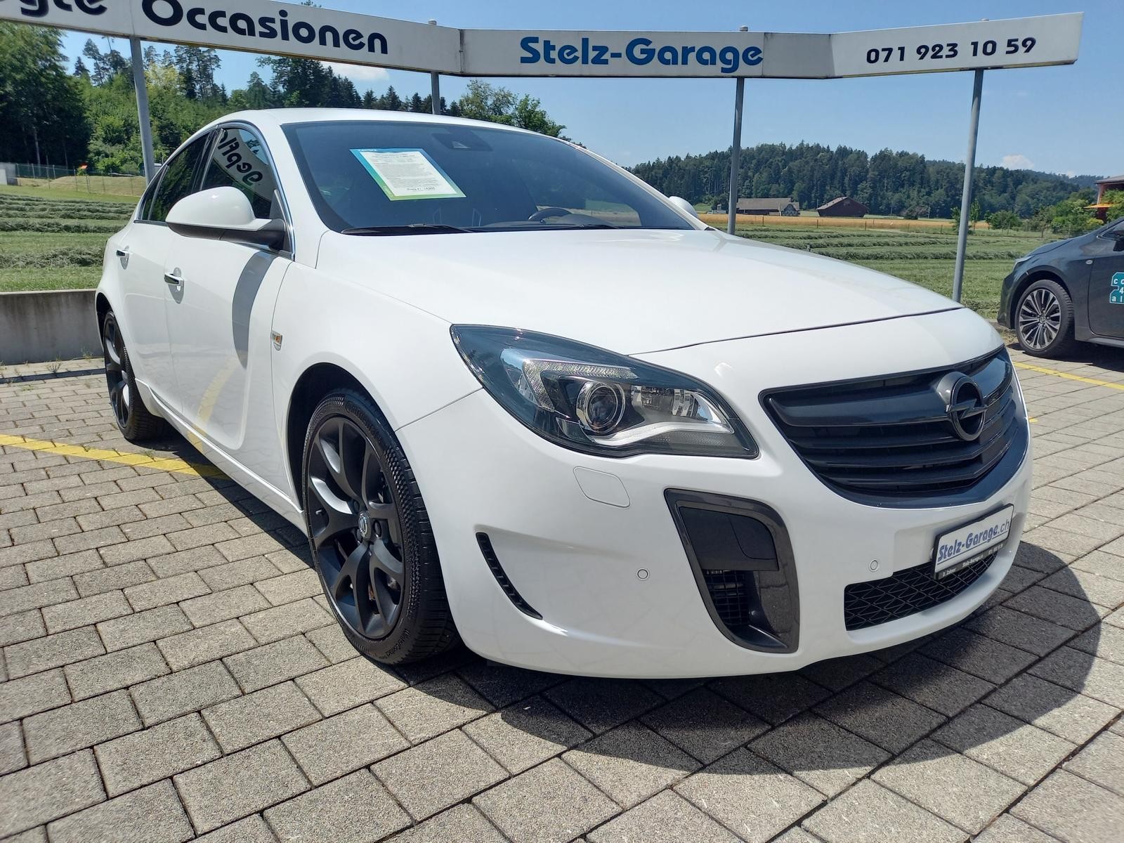 OPEL Insignia 2.8 Turbo OPC 4WD Automatic-image-3