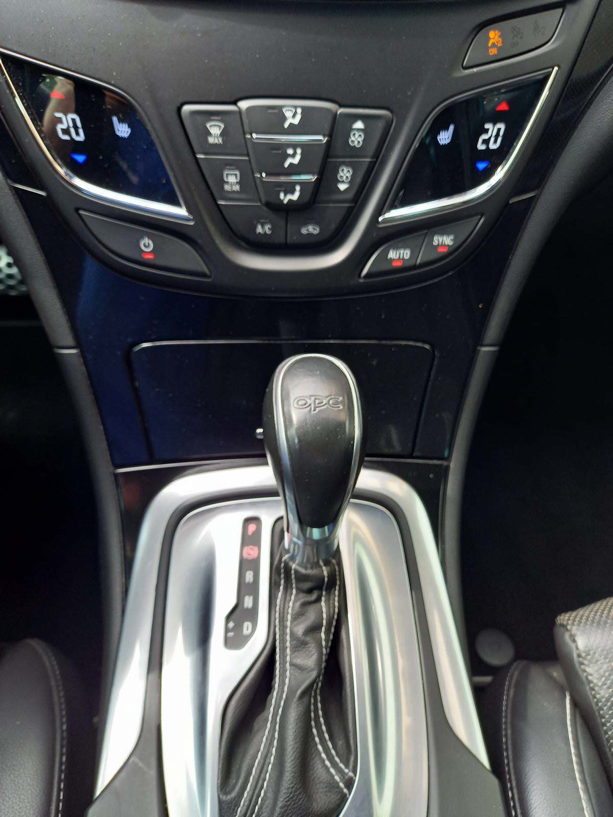 OPEL Insignia 2.8 Turbo OPC 4WD Automatic-image-6