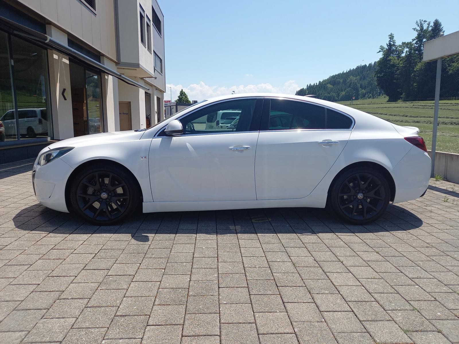 OPEL Insignia 2.8 Turbo OPC 4WD Automatic-image-2