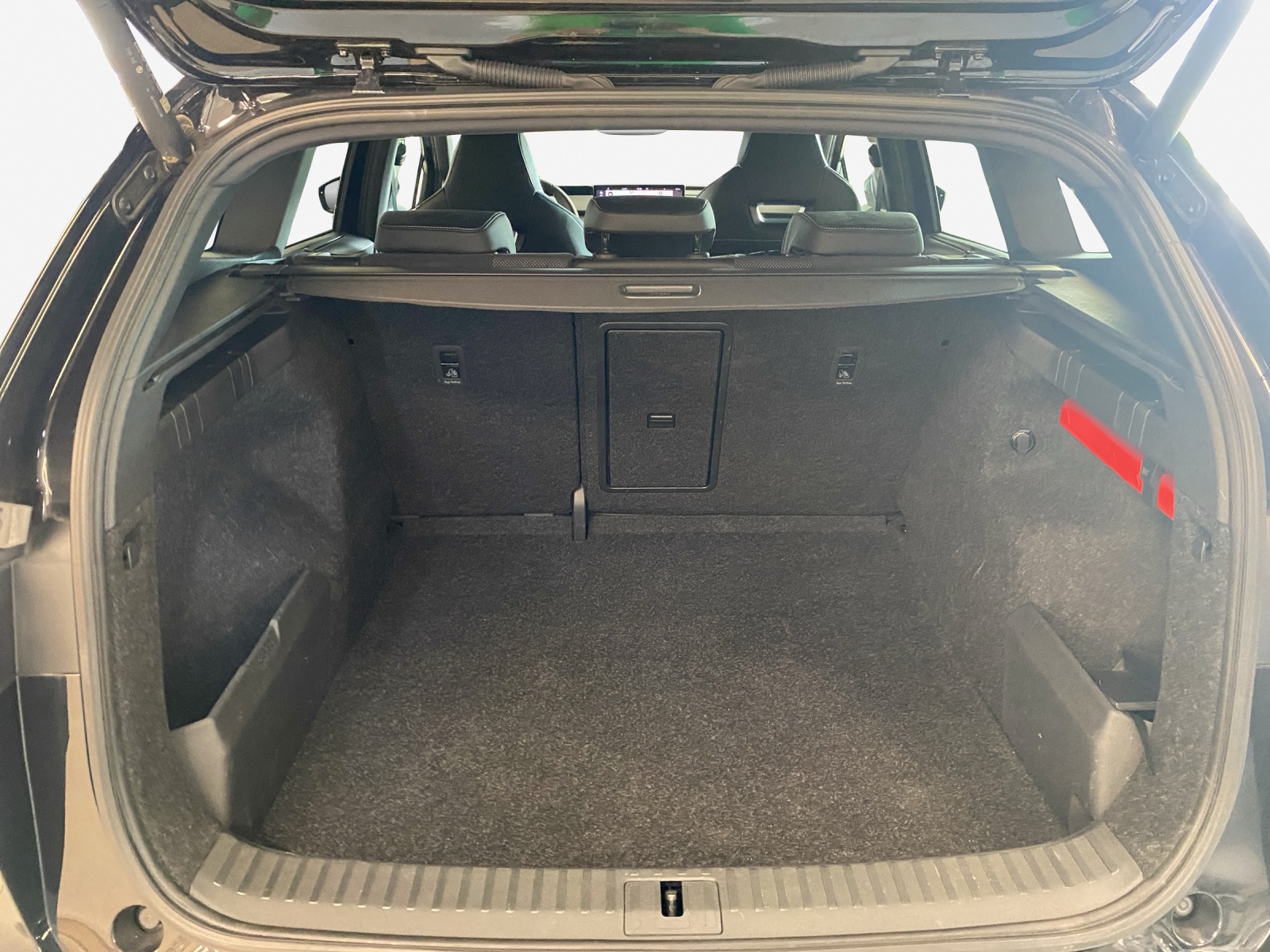 SKODA Enyaq iV 80x SportLine-image-13