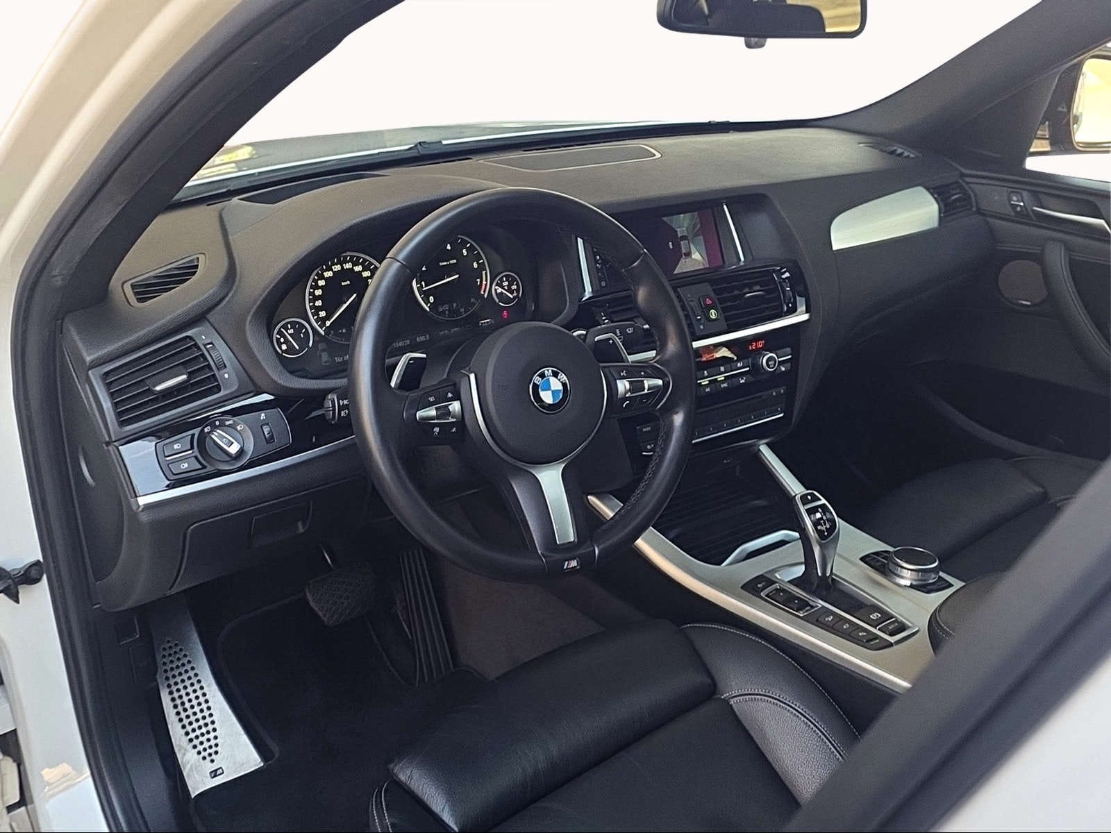 BMW X4 M 40i Steptronic-image-10