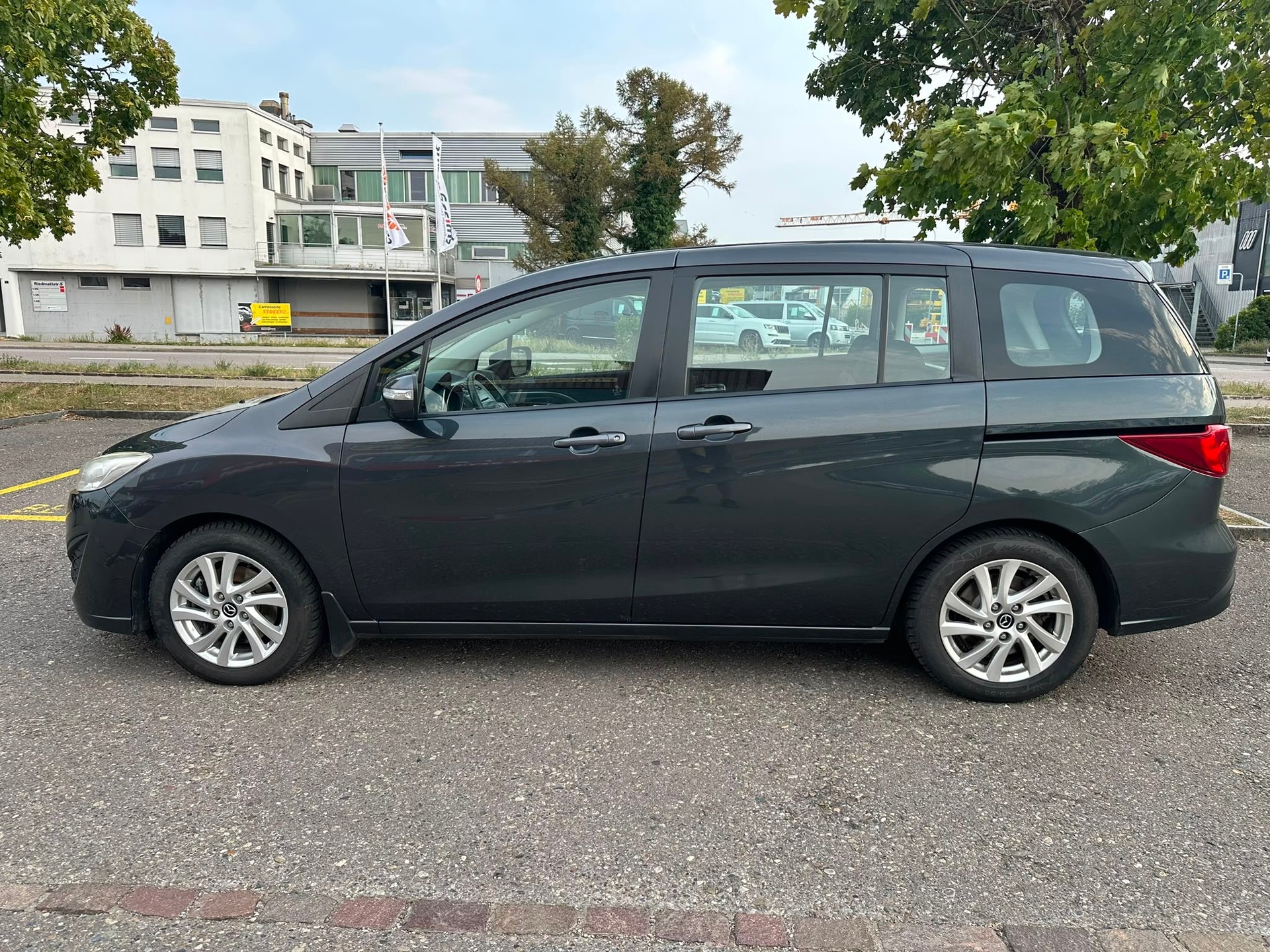 MAZDA 5 1.8 16V Confort-image-0