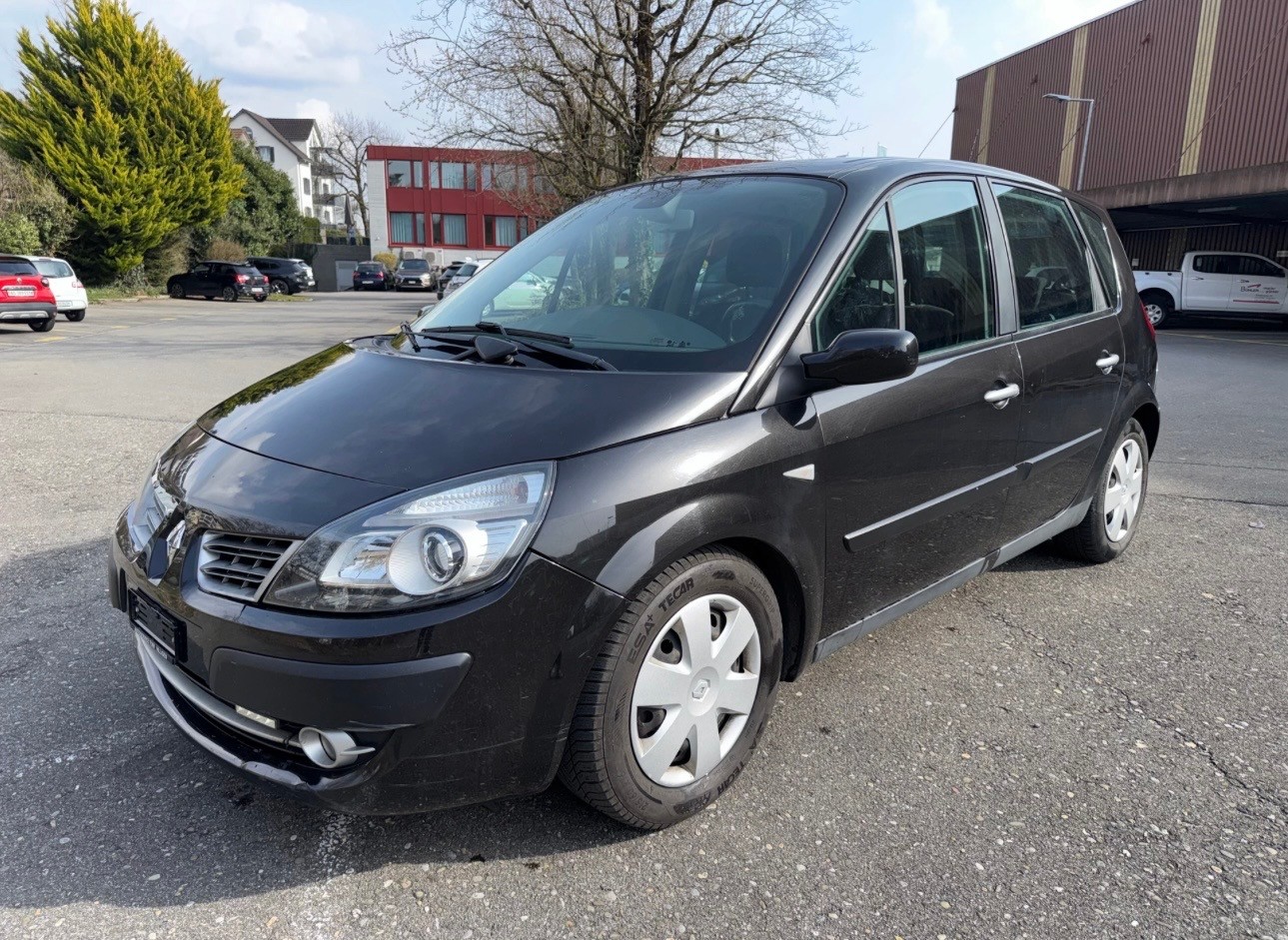 RENAULT Scénic 2.0 dCi Dynamique Automatic-image-0