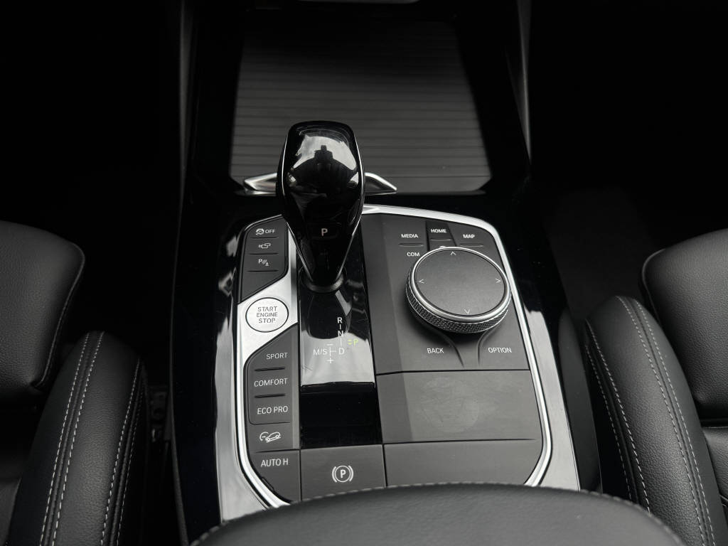 BMW X3 20i xDrive-image-15