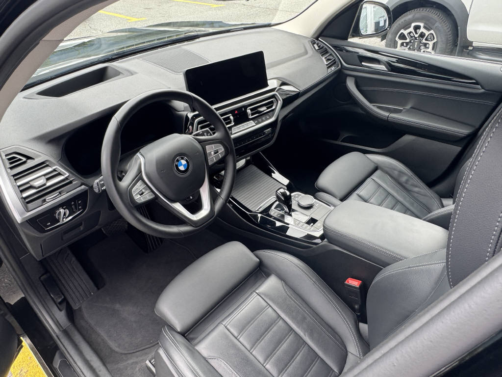 BMW X3 20i xDrive-image-8