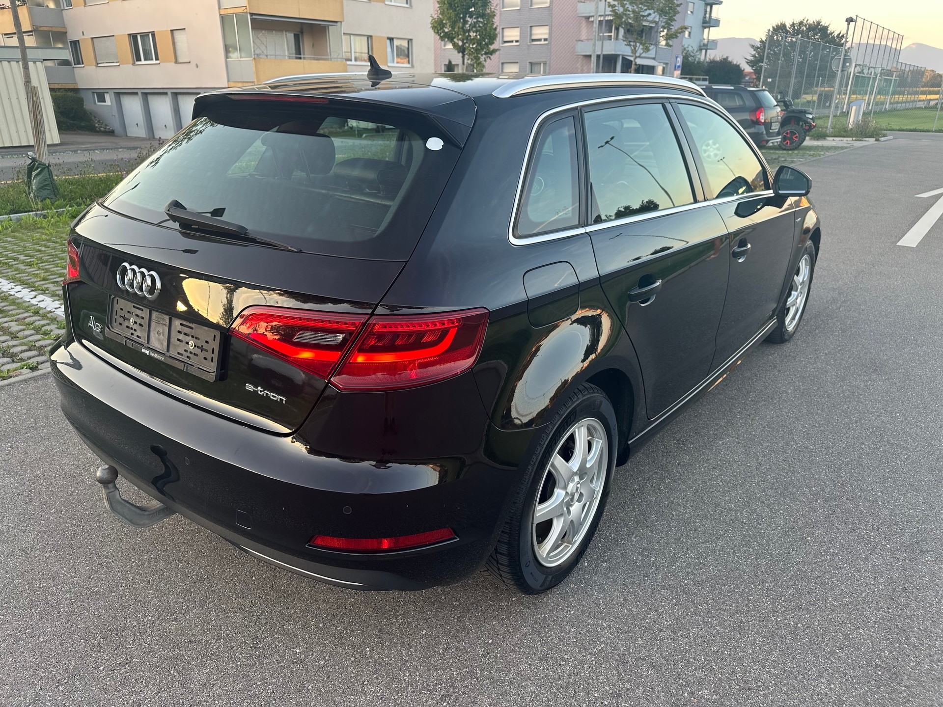 AUDI 1.4 T FSI e-tron Attract. S-Tr-image-3