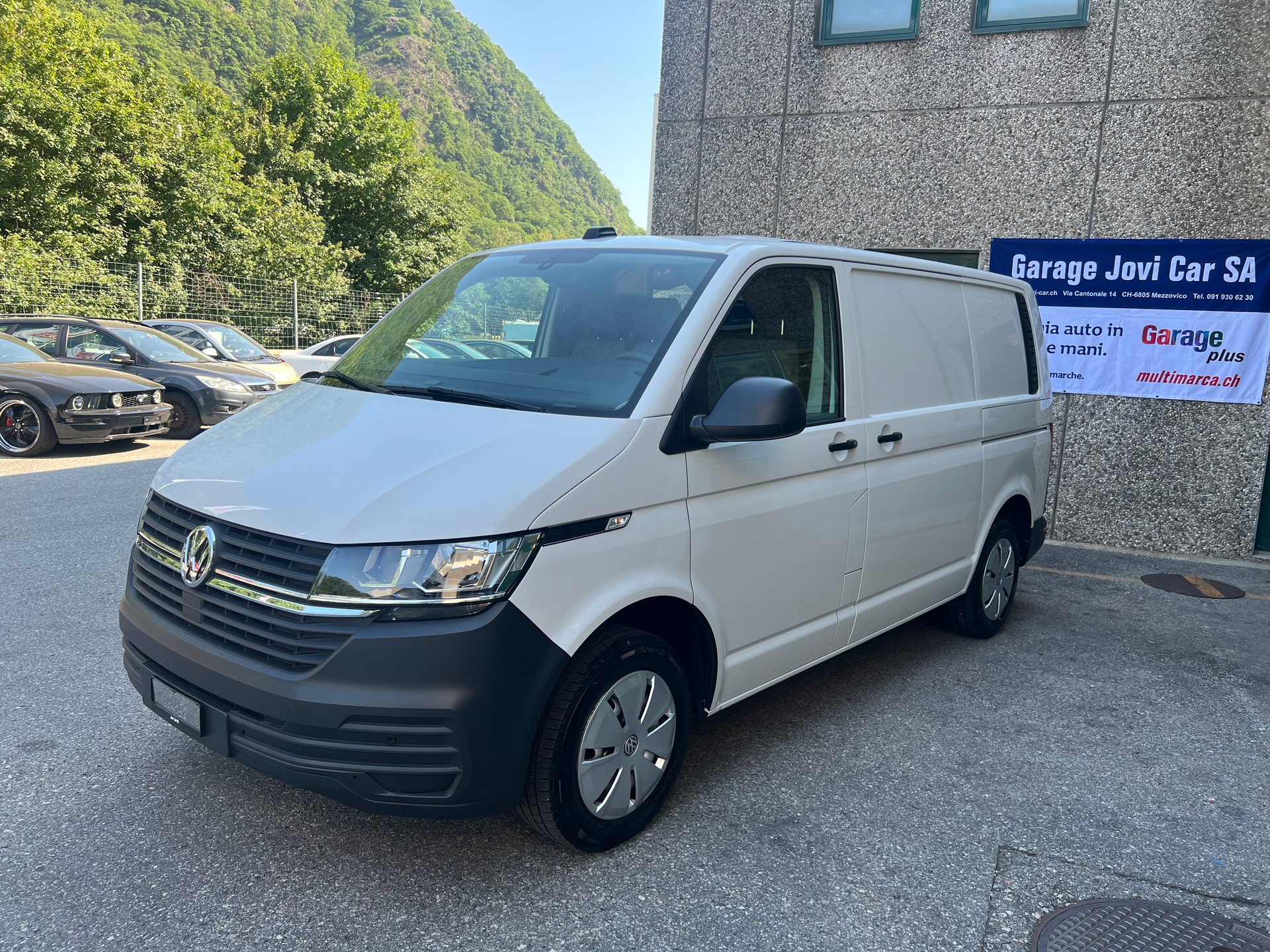 VW T6.1 2.0 TDI-image-1