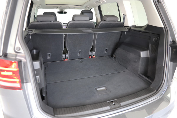 VW Touran 1.4 TSI BMT High-image-11